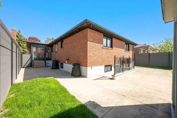 19 Hamer Boulevard