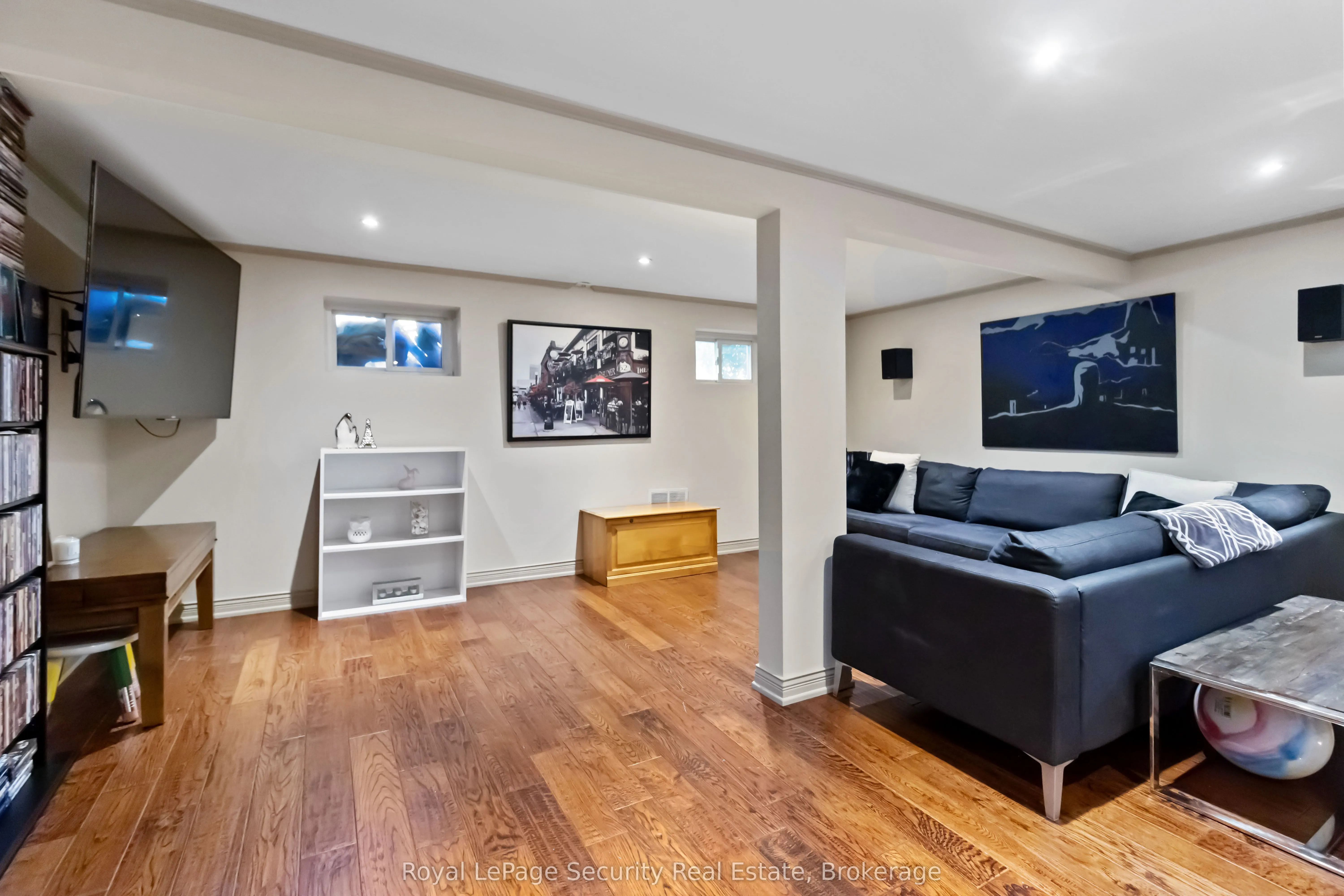 53 Dunblaine Crescent