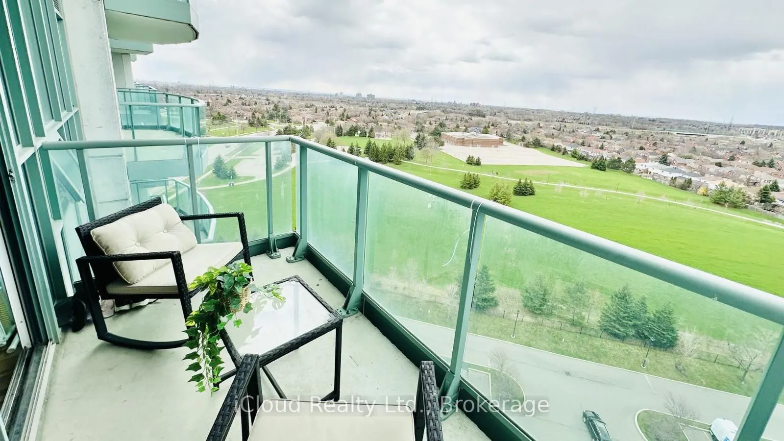 4900 Glen Erin Drive #1507