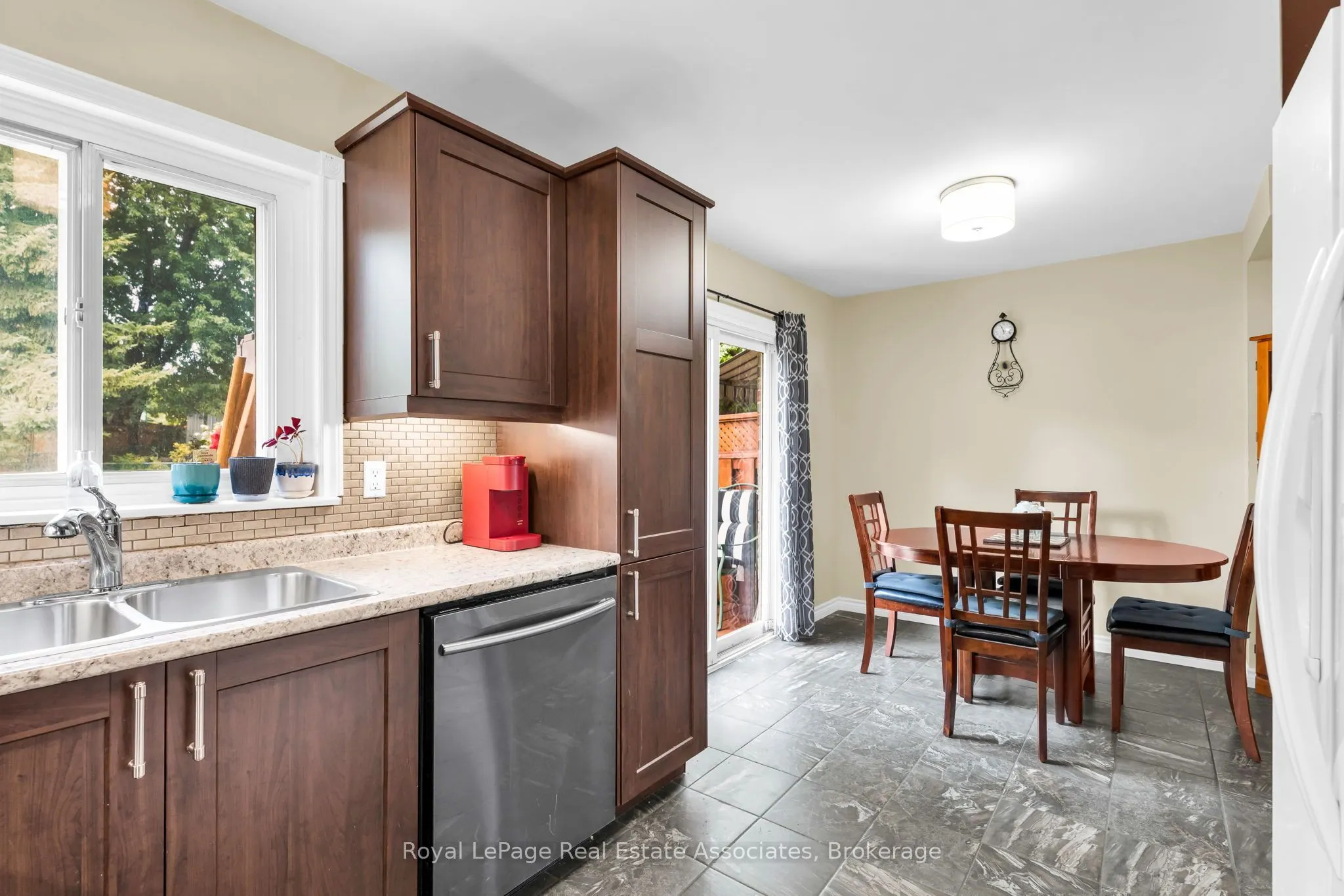 81 Glenmore Crescent