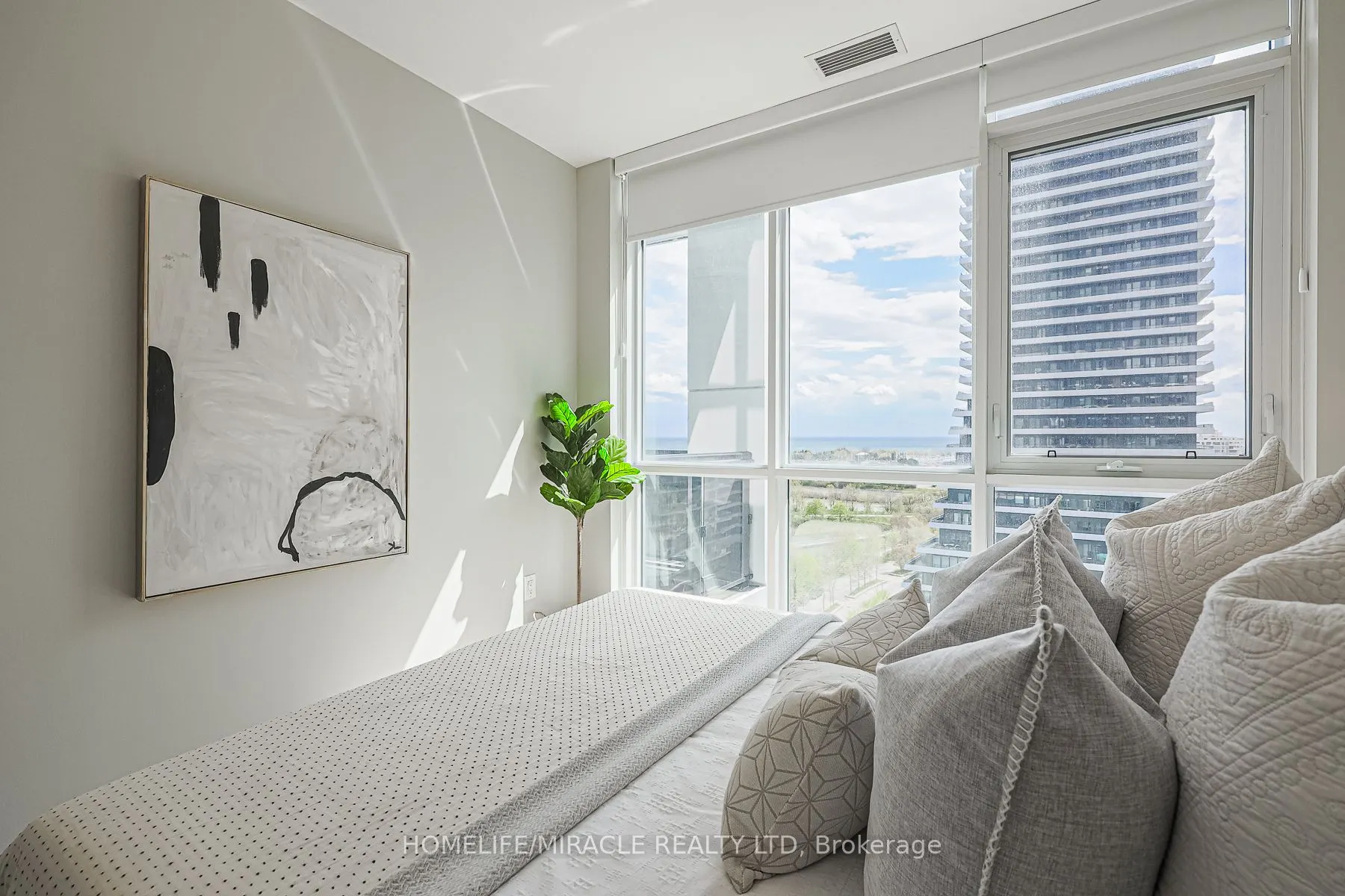 65 Annie Craig Drive #1110