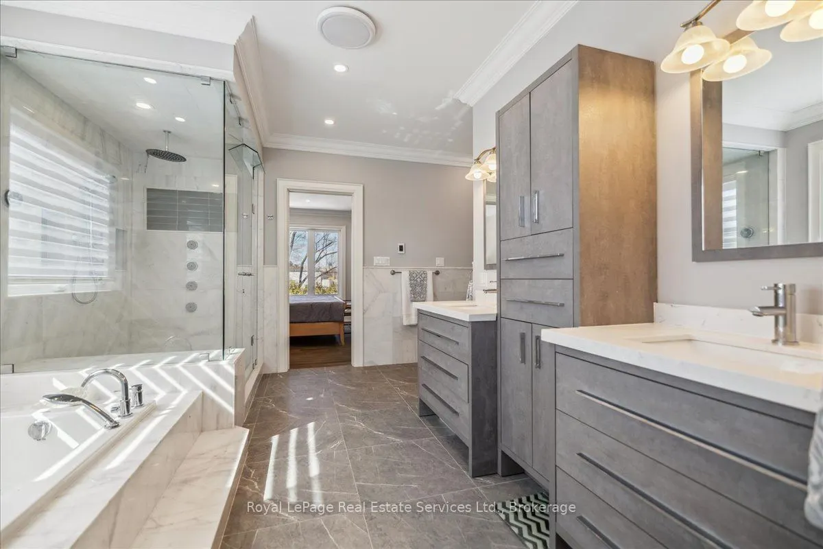 1211 Pinegrove Road