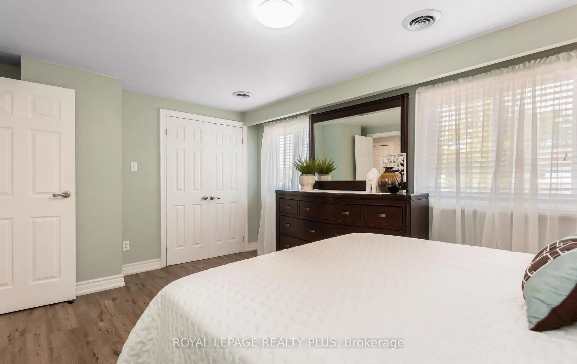 2380 Bromsgrove Road #26