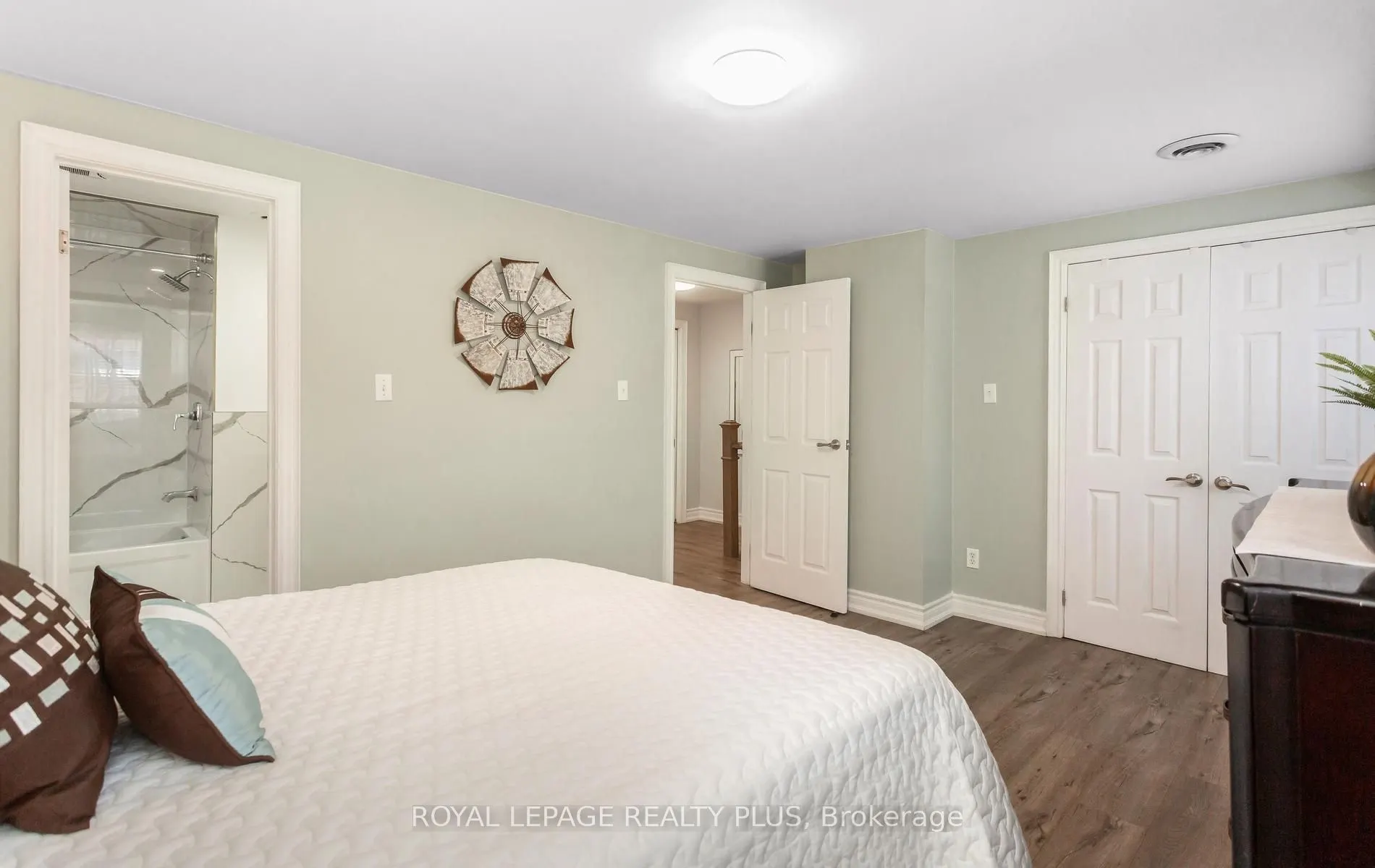 2380 Bromsgrove Road #26