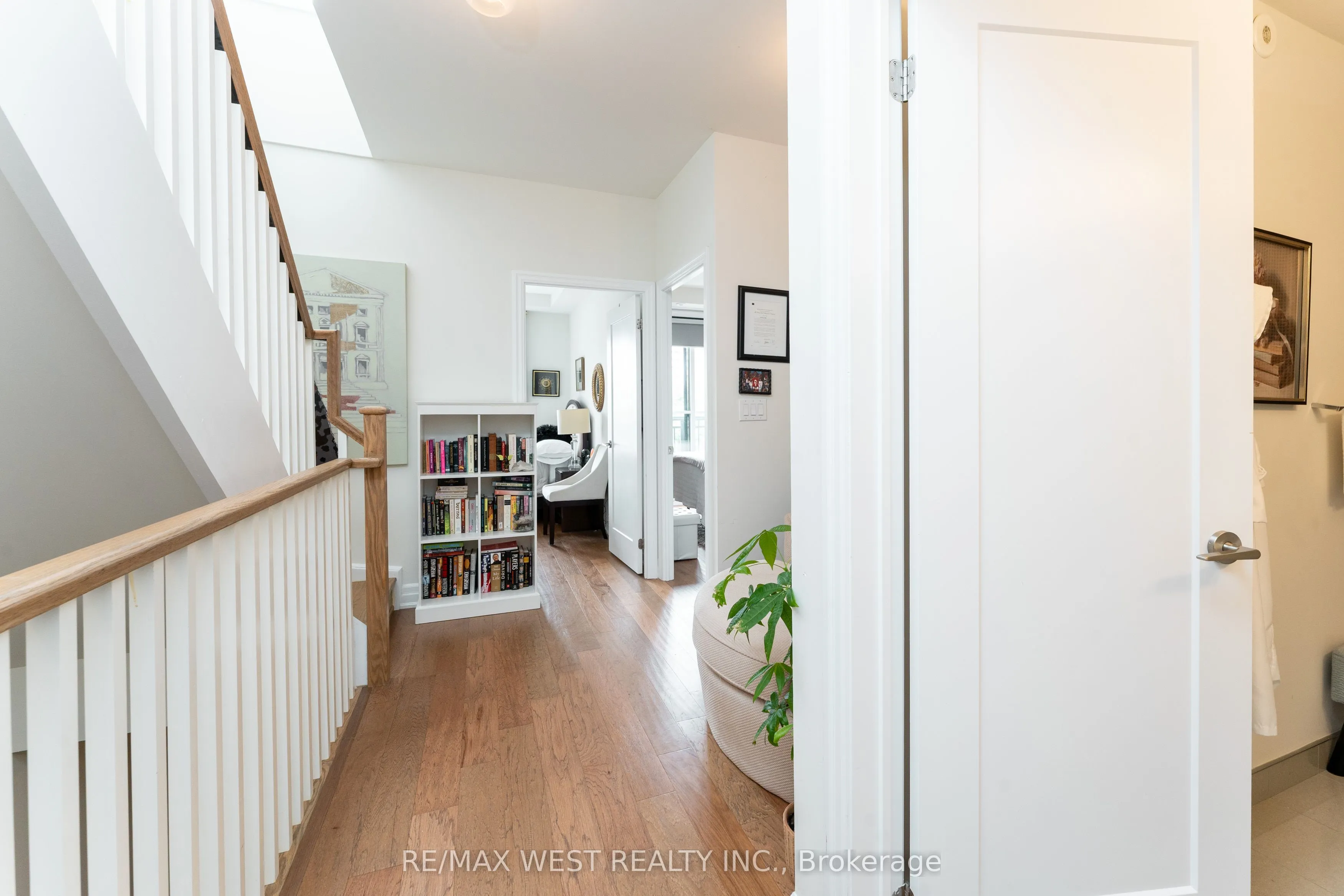 1180 Cawthra Road #105