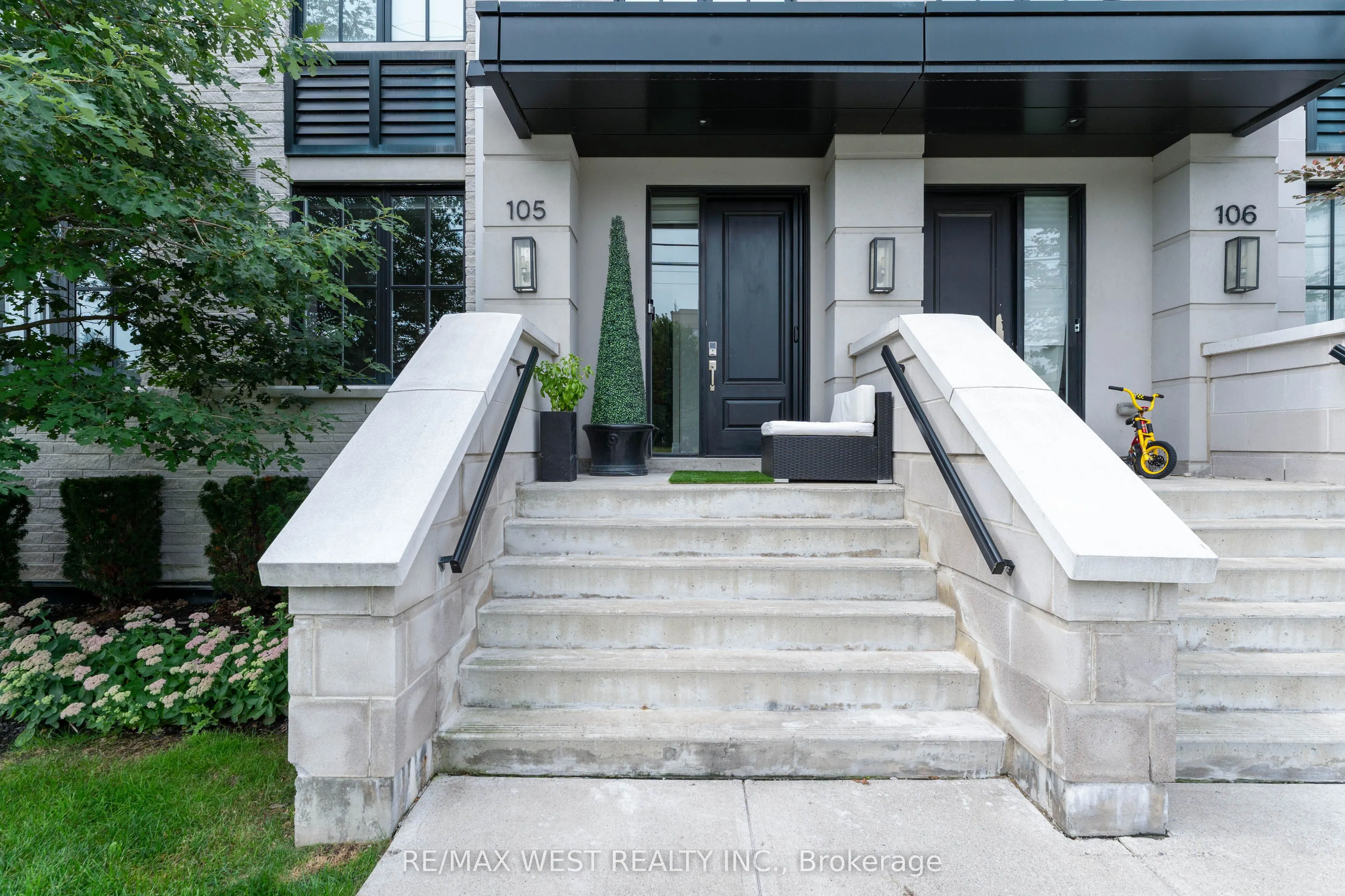 1180 Cawthra Road #105