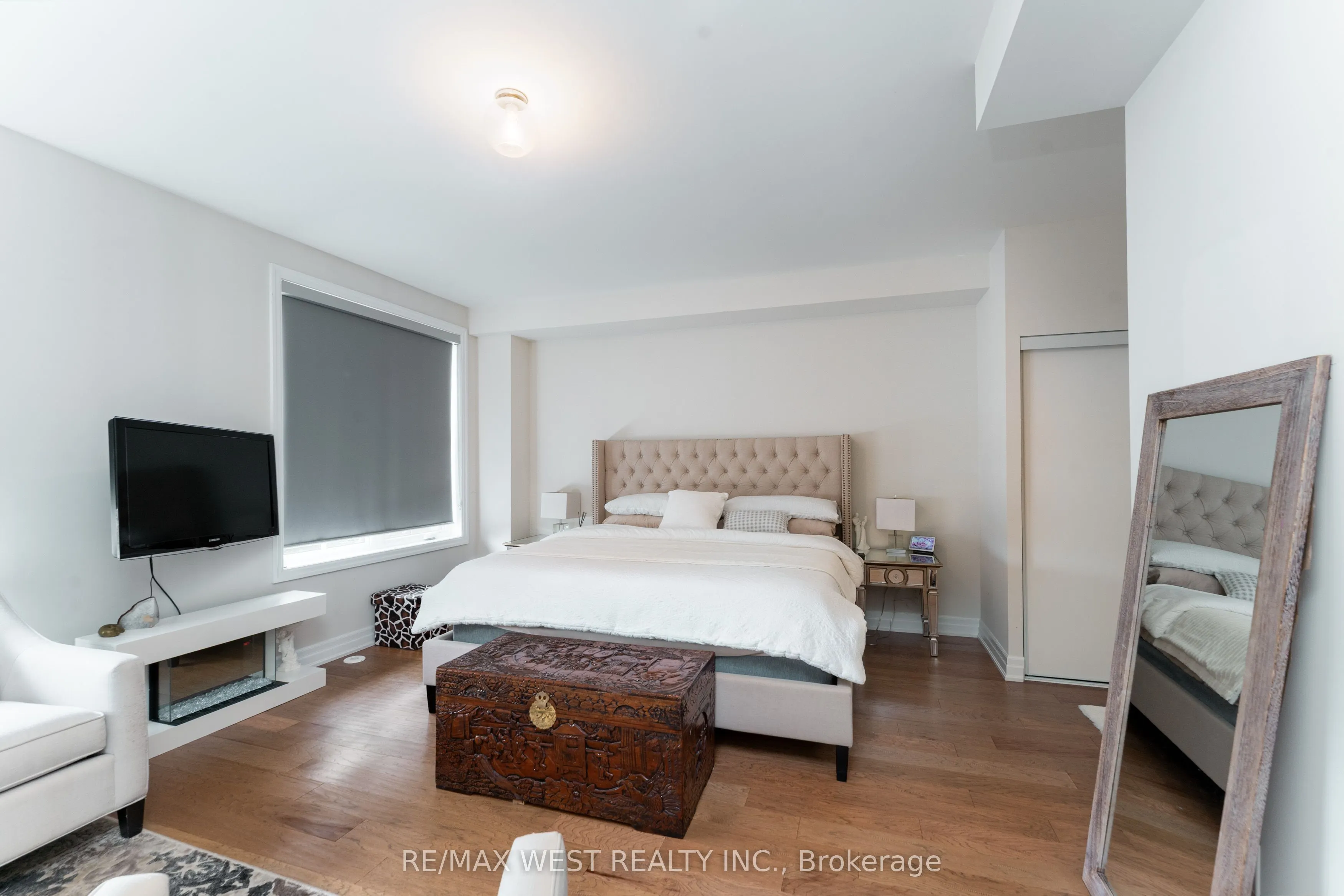 1180 Cawthra Road #105
