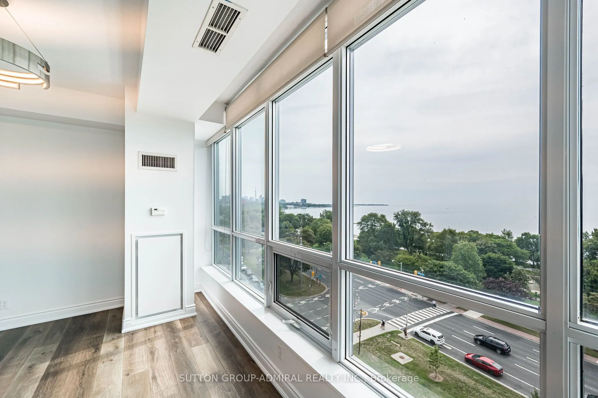 1900 Lake Shore Boulevard W #803