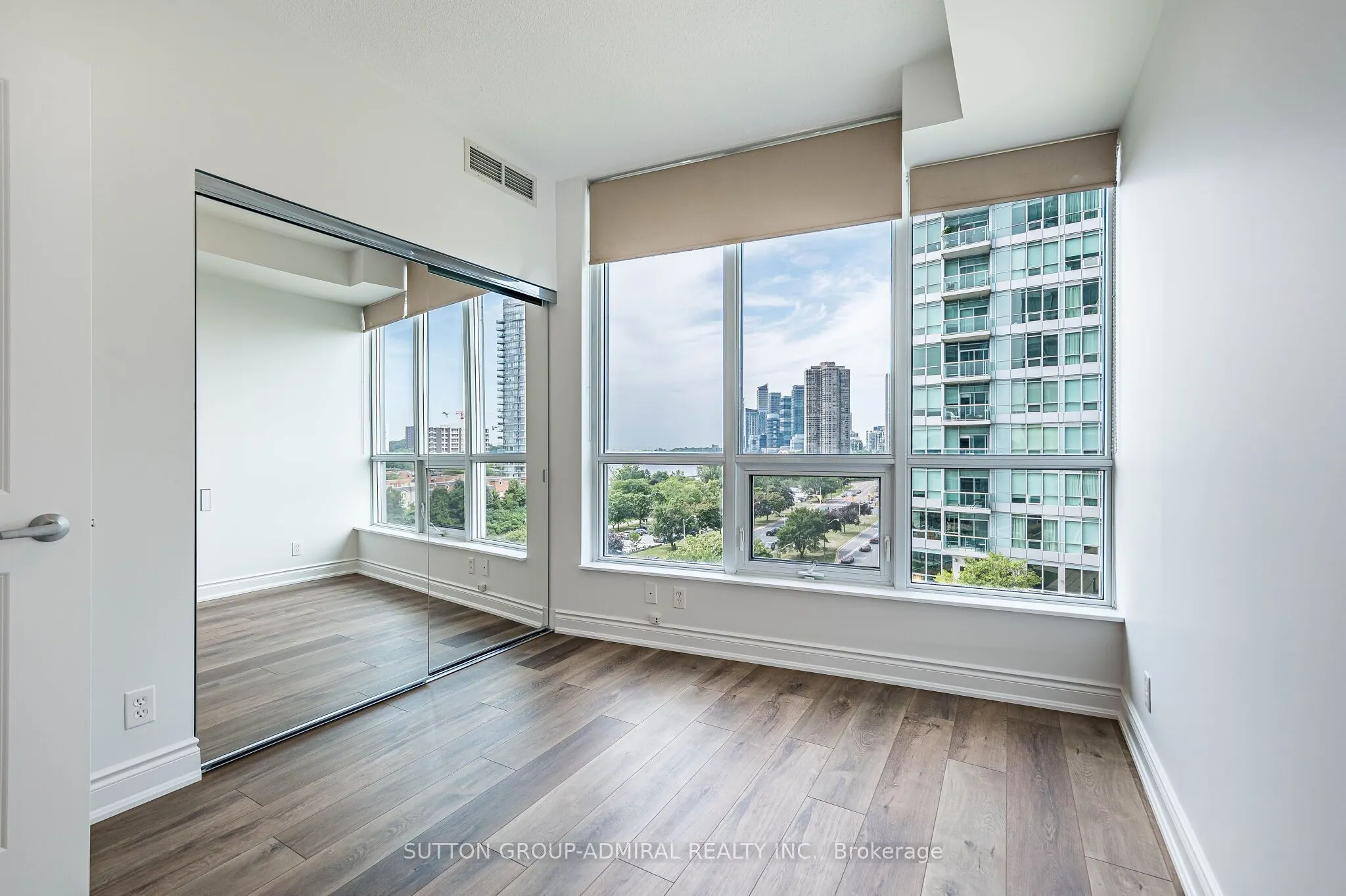 1900 Lake Shore Boulevard W #803
