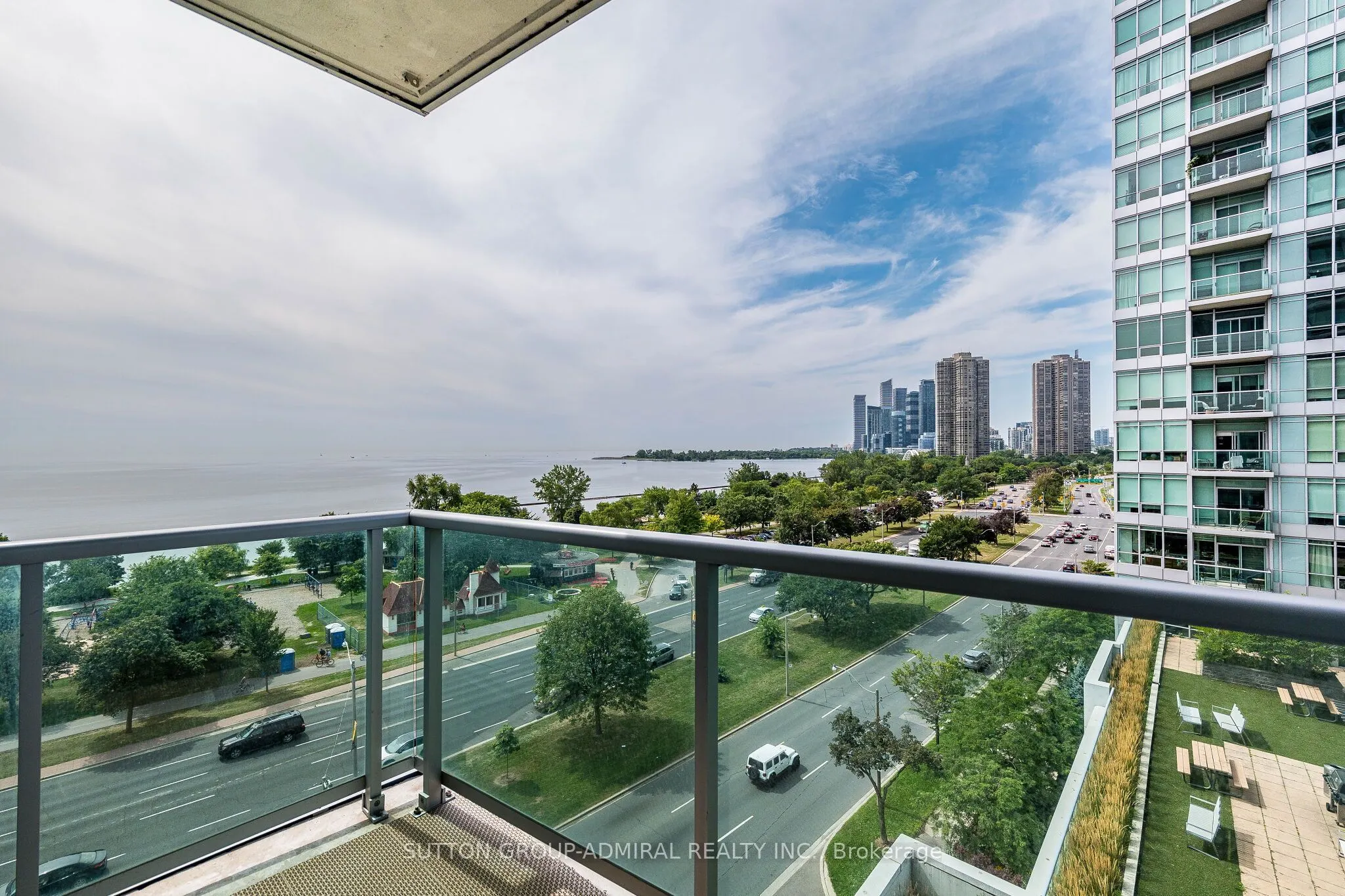 1900 Lake Shore Boulevard W #803