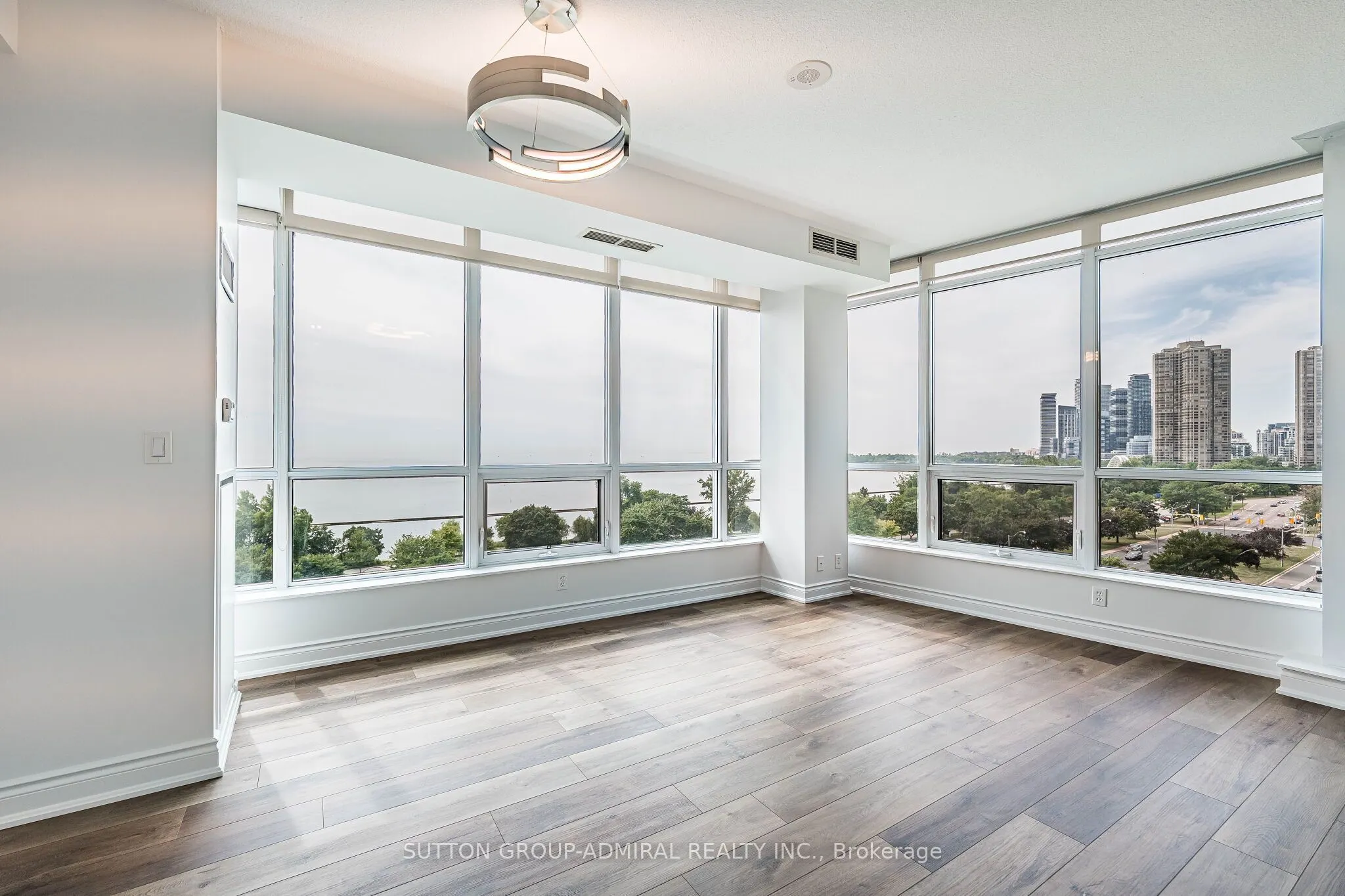 1900 Lake Shore Boulevard W #803