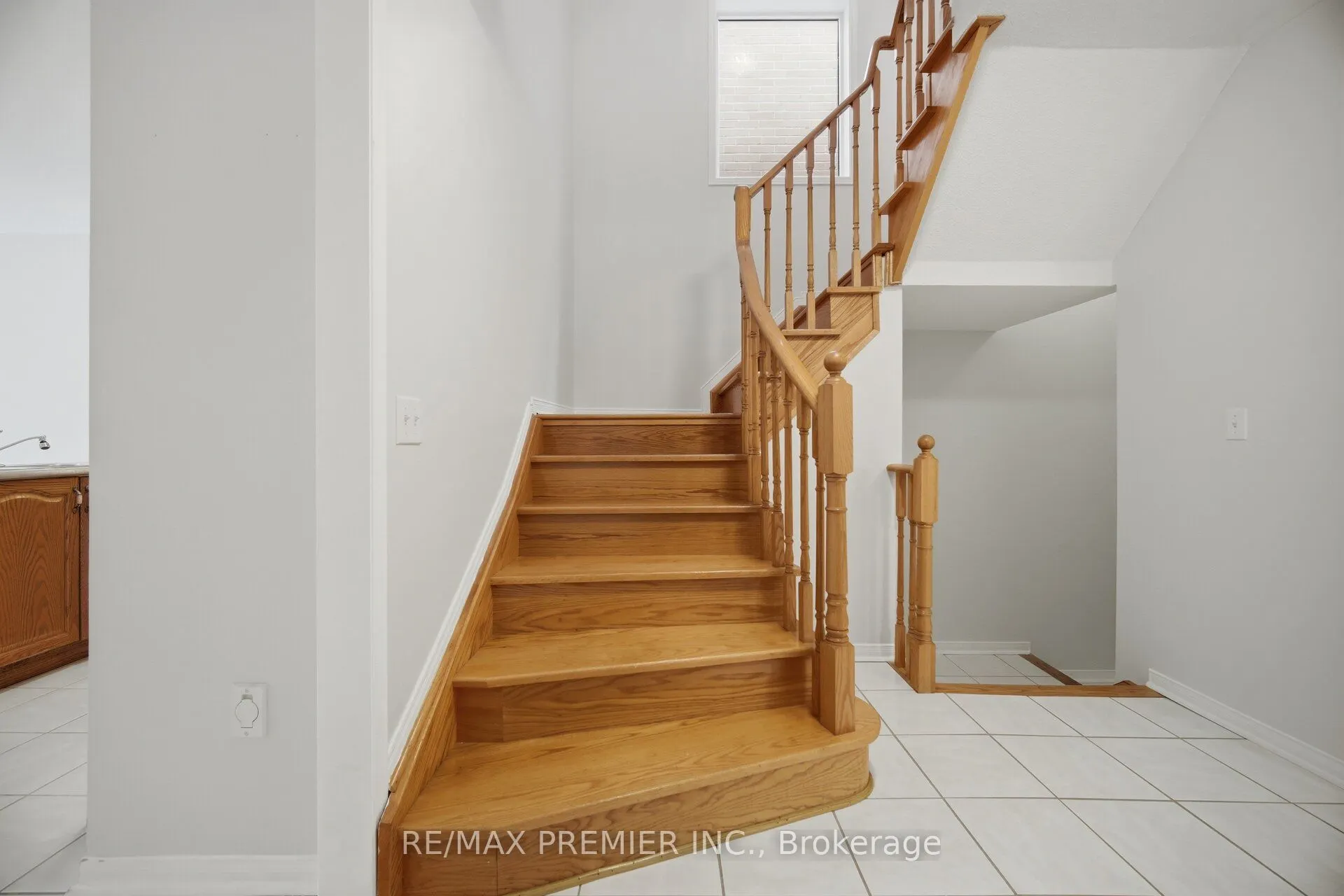 14 Crestridge Drive