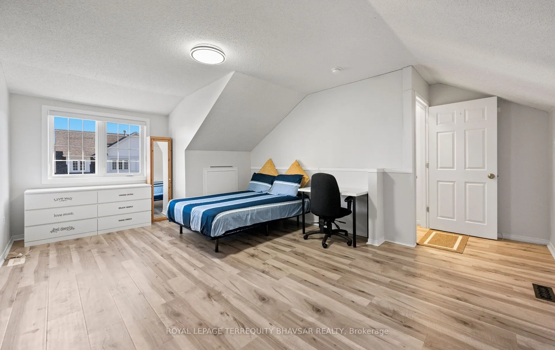 6830 Meadowvale Town Centre Circle #48