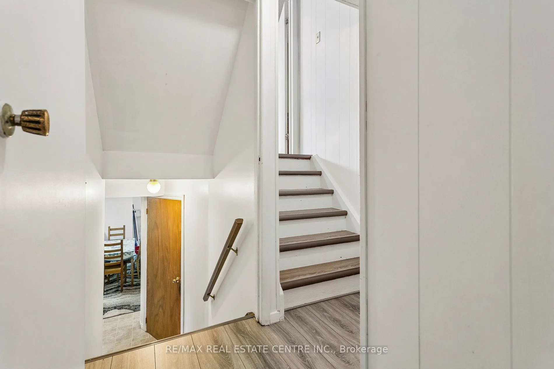 5 Hockley Path