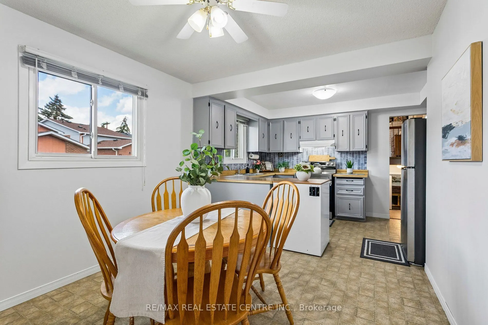 5 Hockley Path