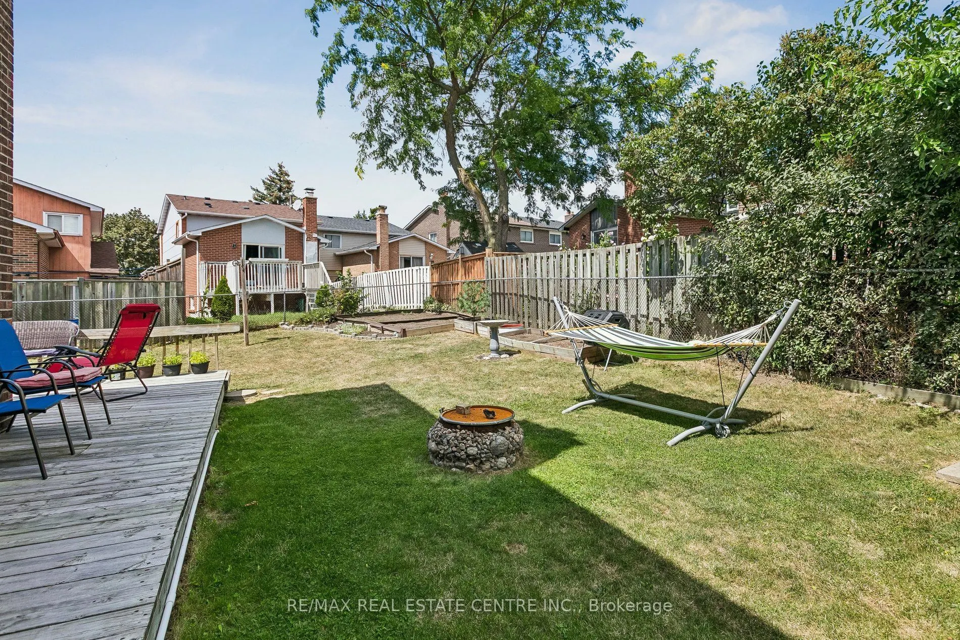 5 Hockley Path