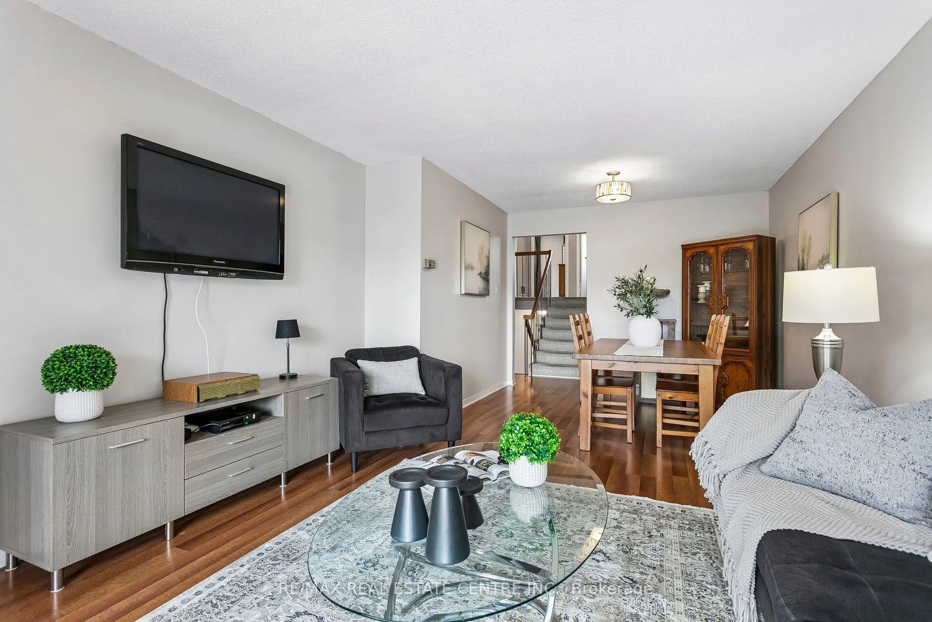 5 Hockley Path