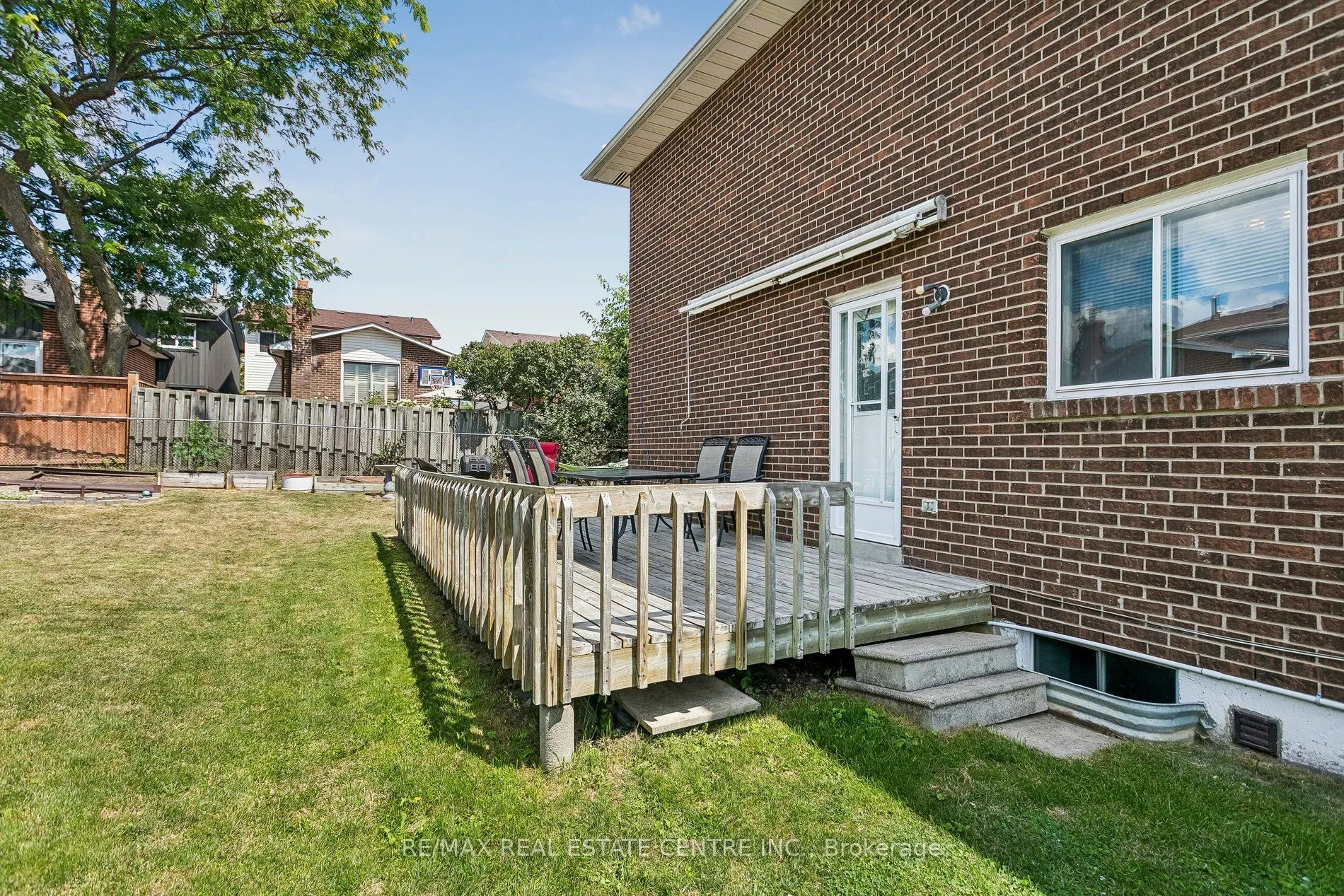 5 Hockley Path