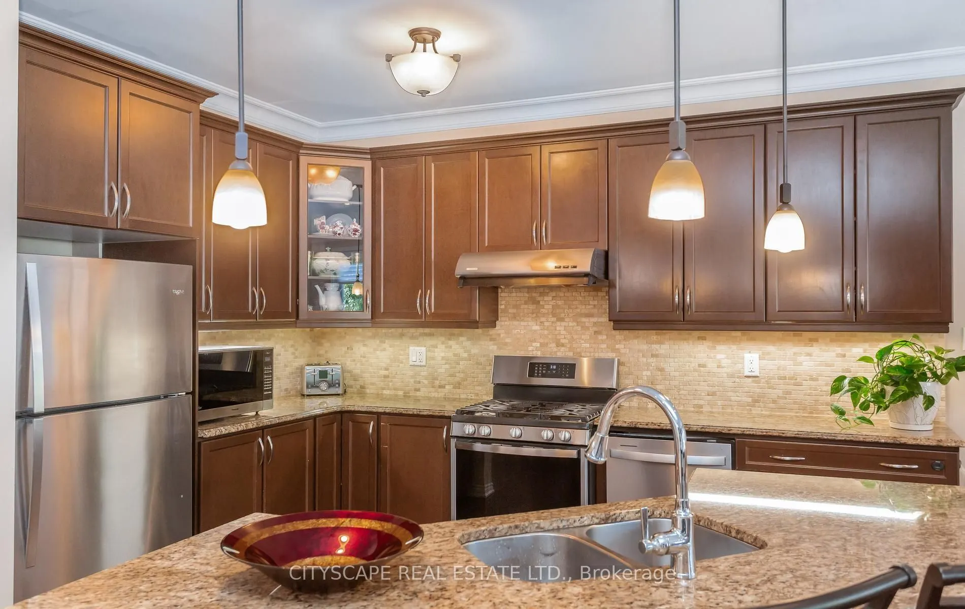 485 Pringle Avenue #21