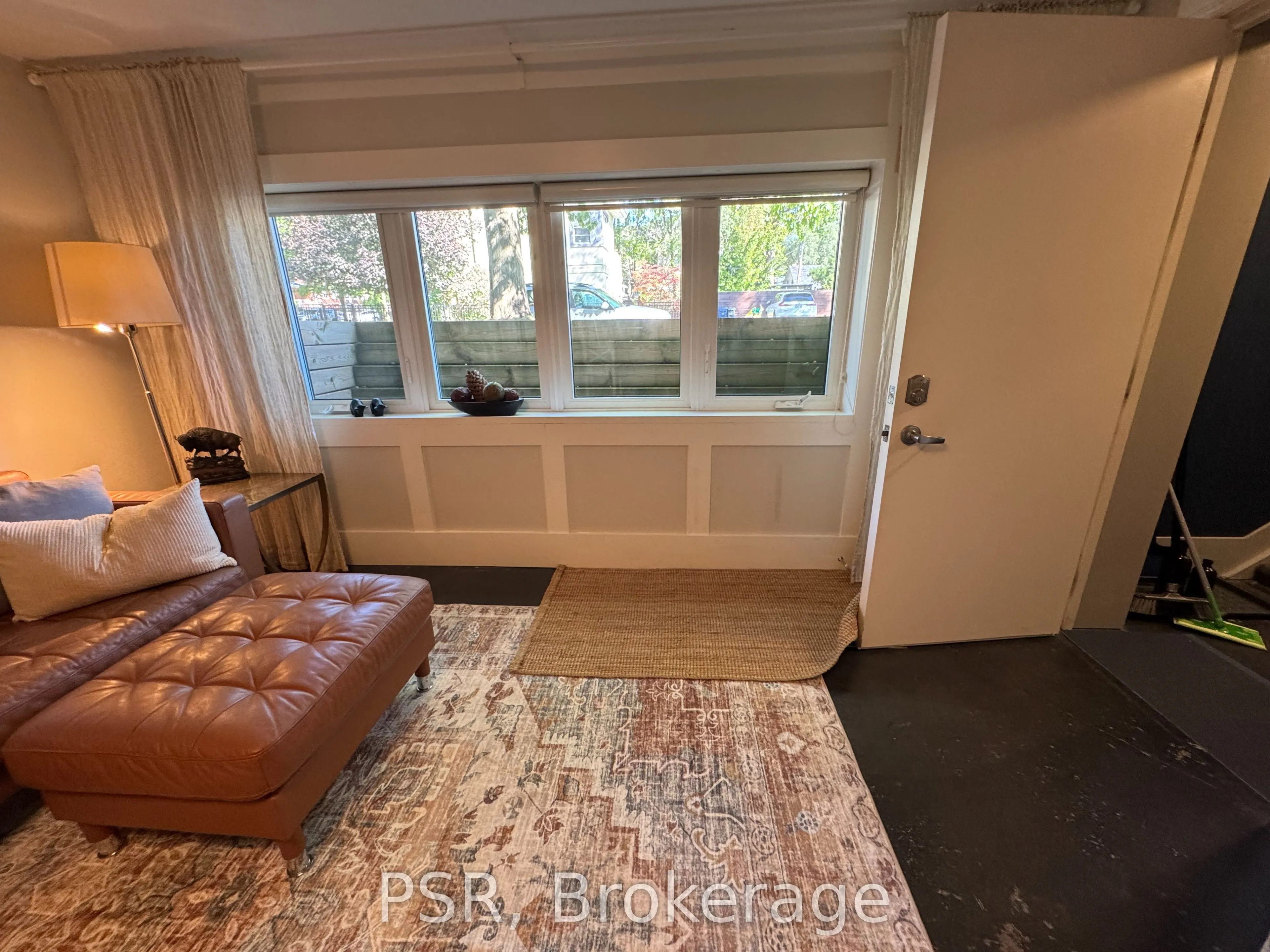 76 Thirty Fifth Street N #Lower A