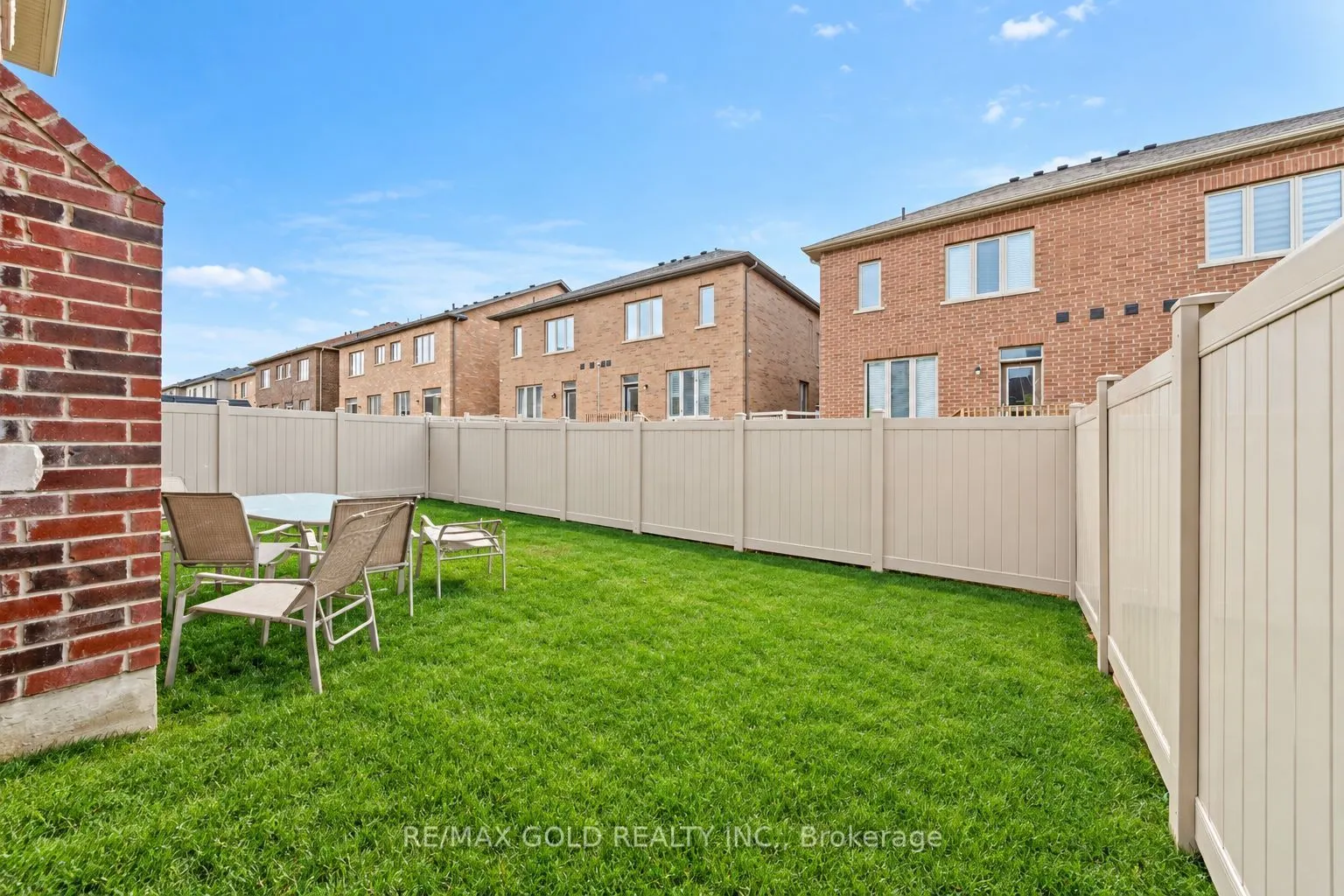 9 Goderich Drive
