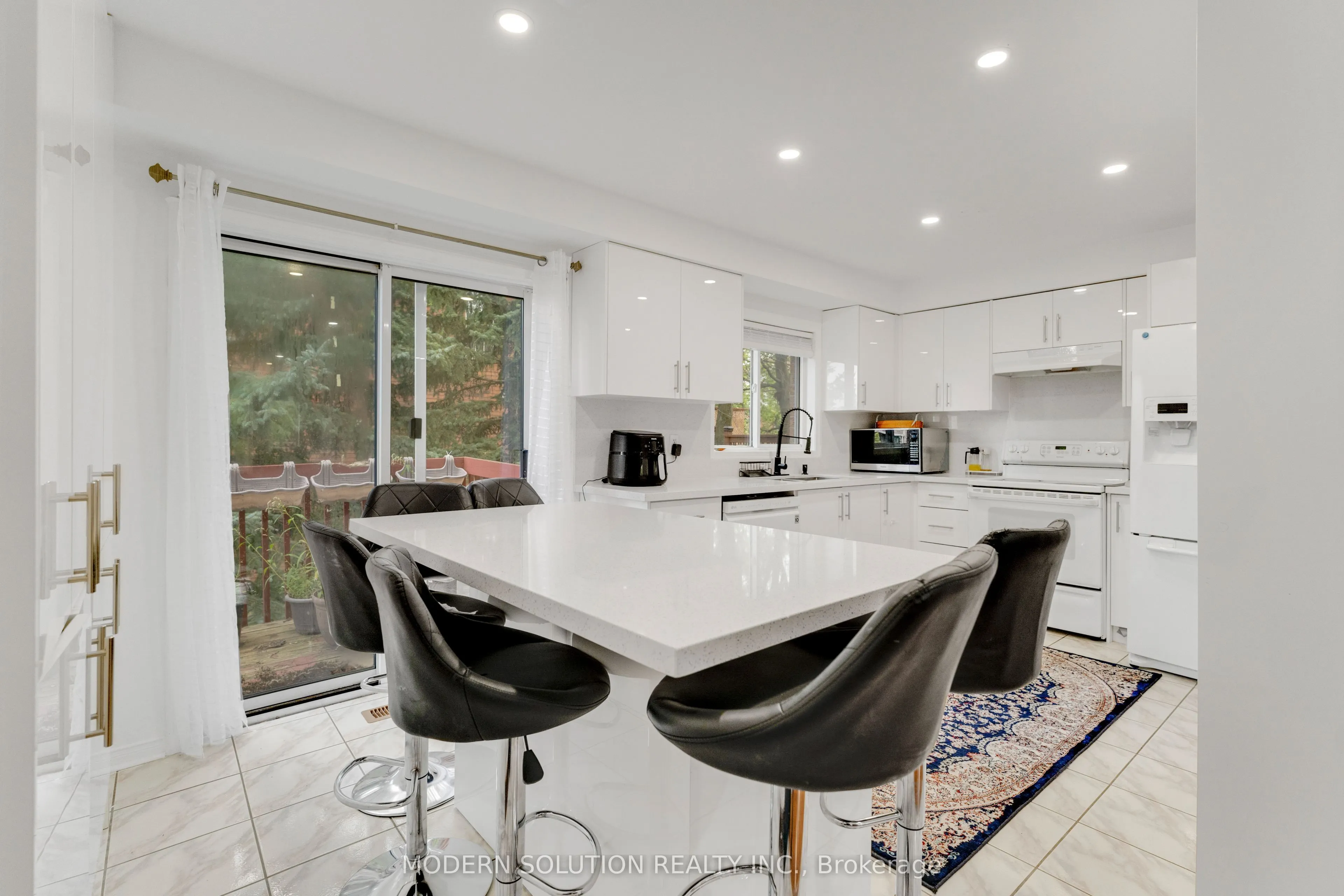 1480 Britannia Road W #133