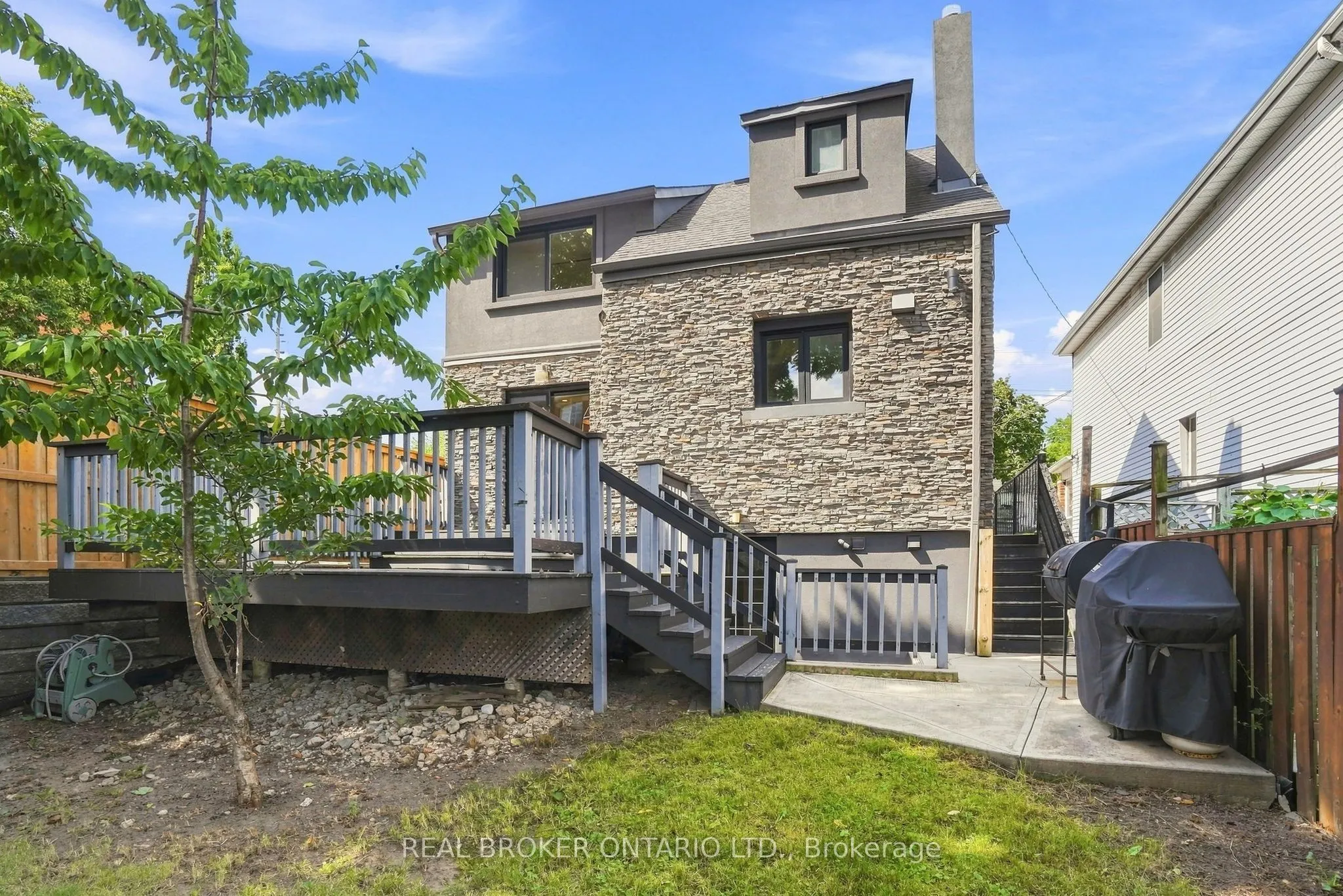 671 Scarlett Road