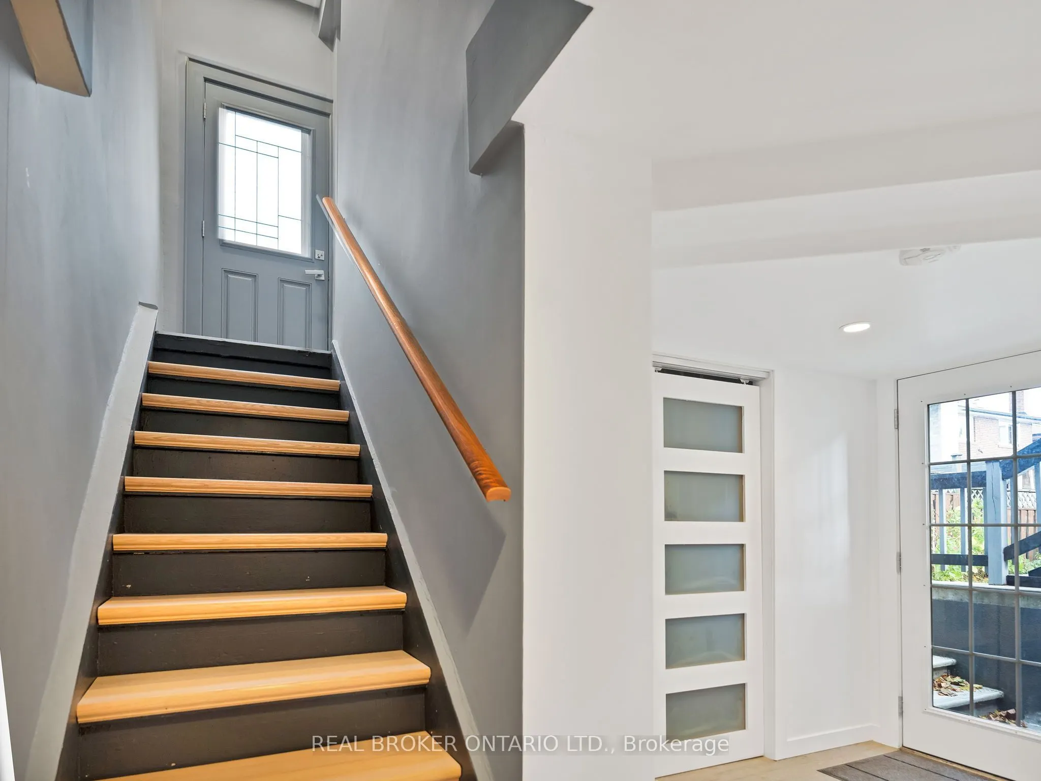 671 Scarlett Road