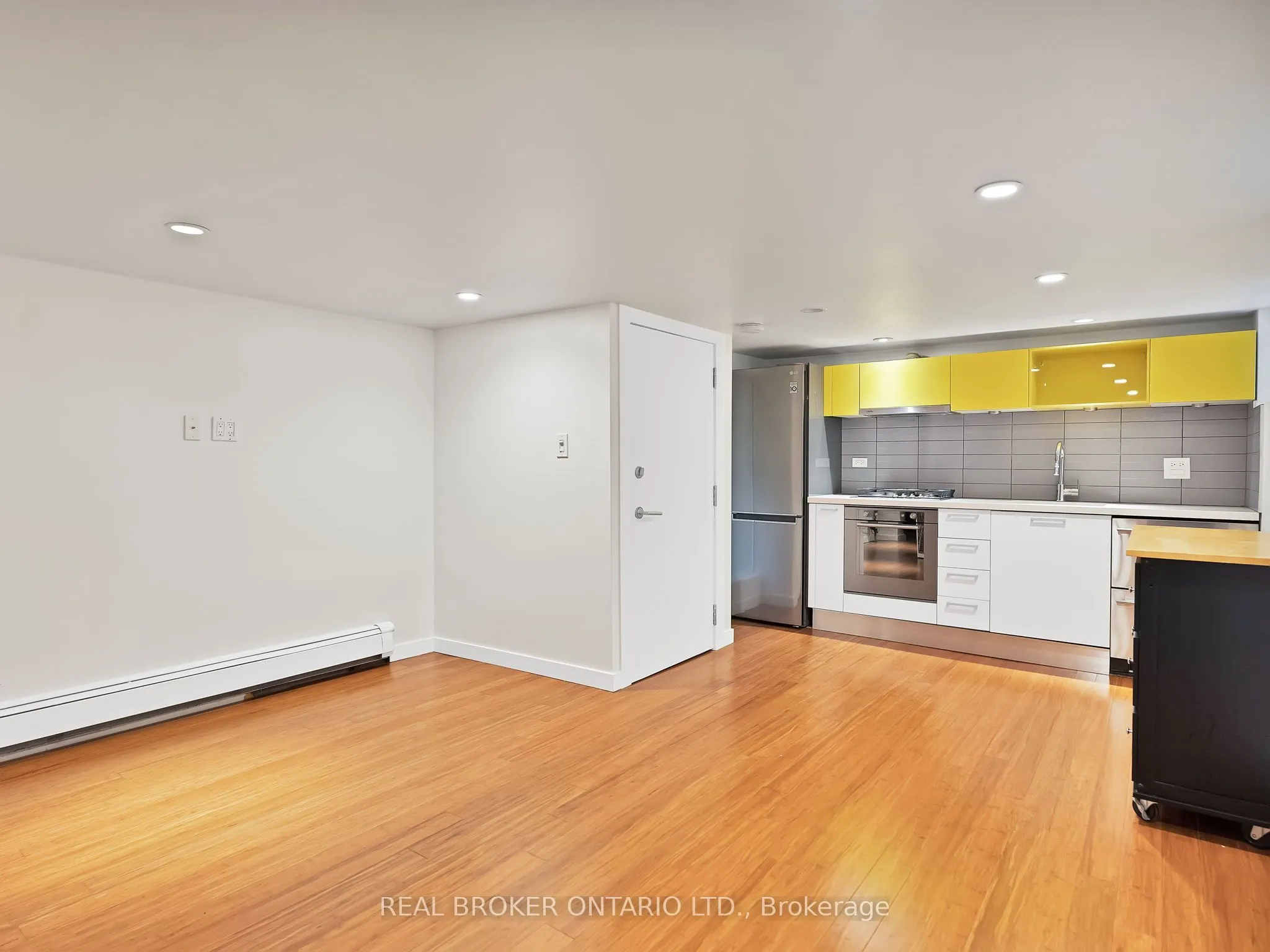 671 Scarlett Road