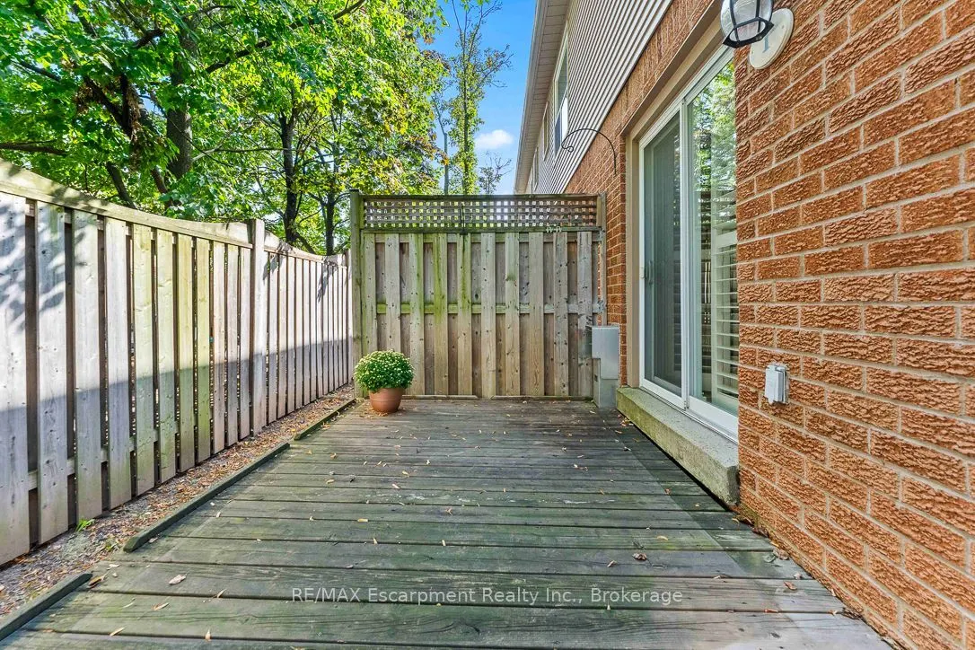 1500 Reeves Gate #1