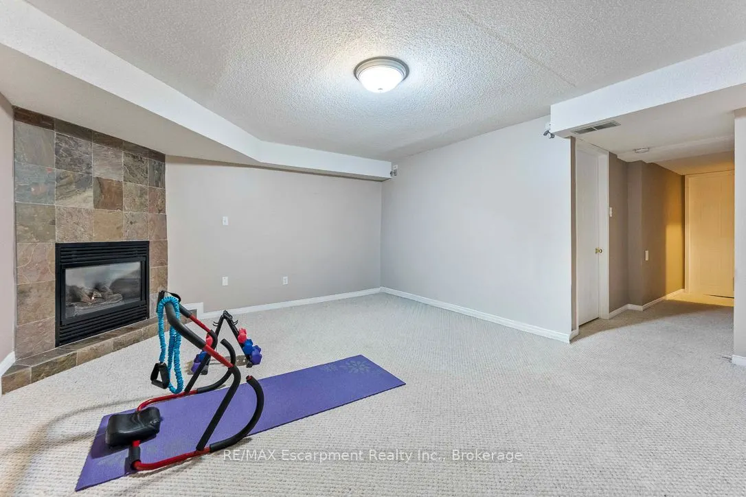 1500 Reeves Gate #1