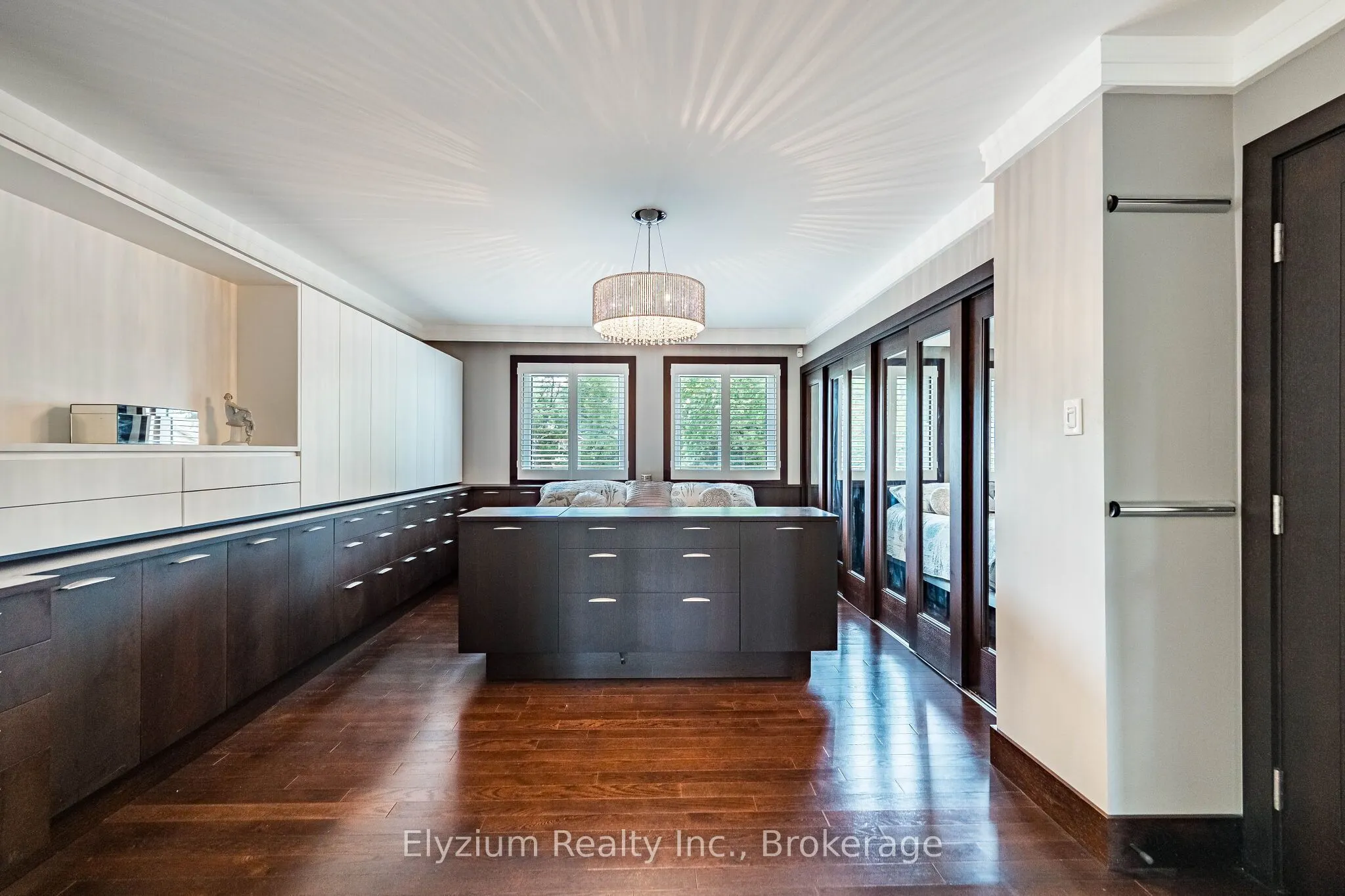 1566 Myron Drive