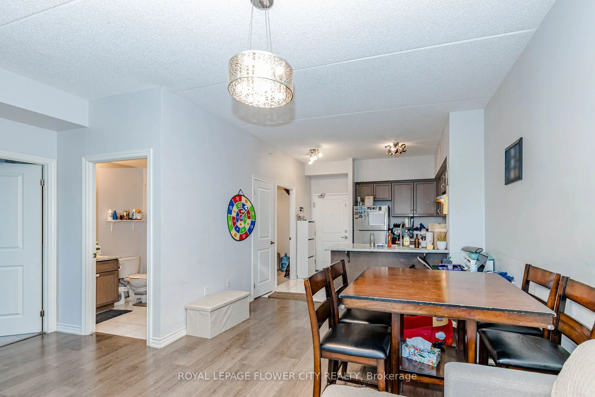 630 Sauve Street #404