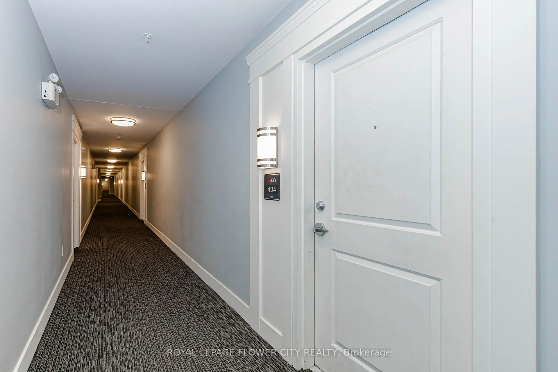 630 Sauve Street #404