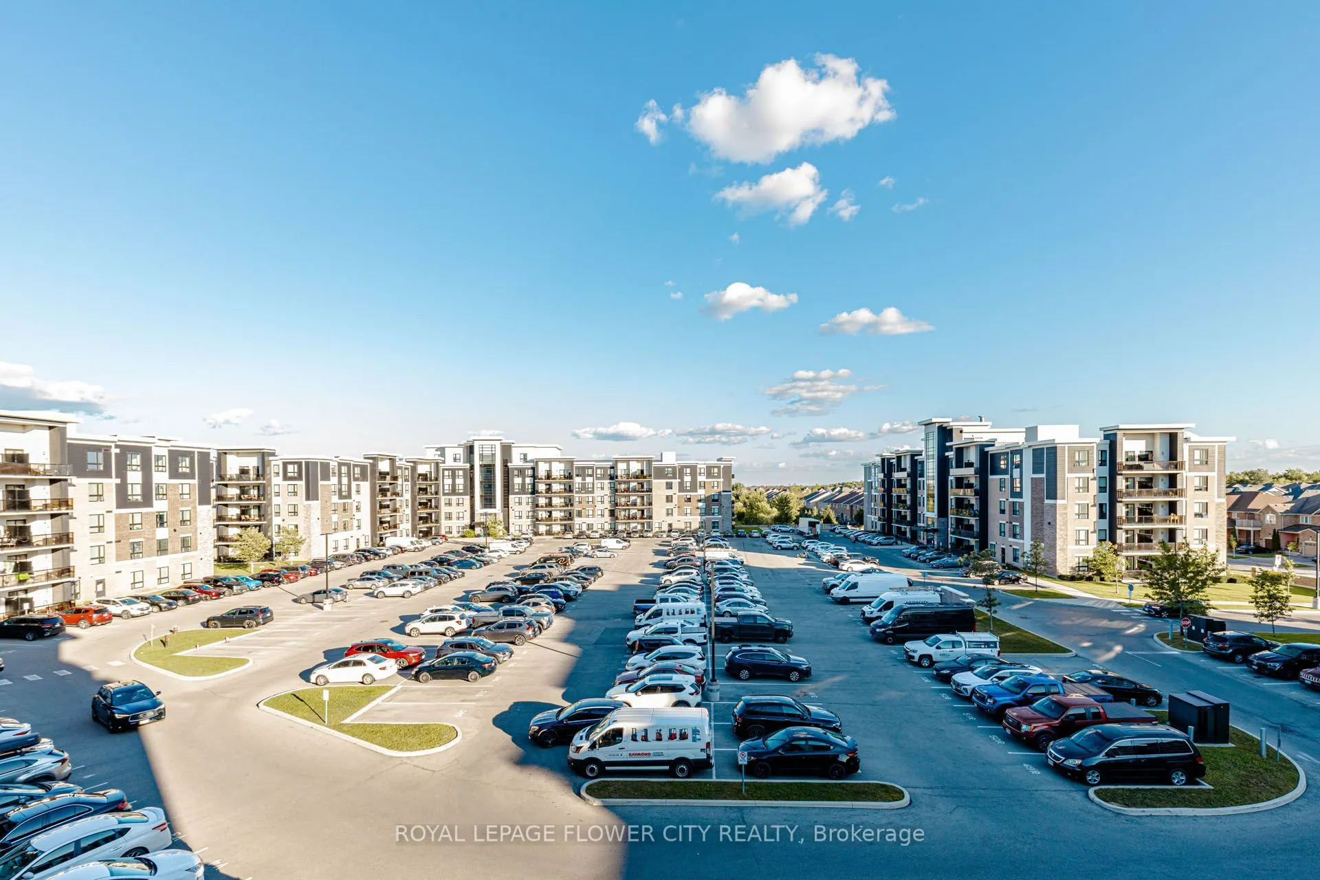 630 Sauve Street #404