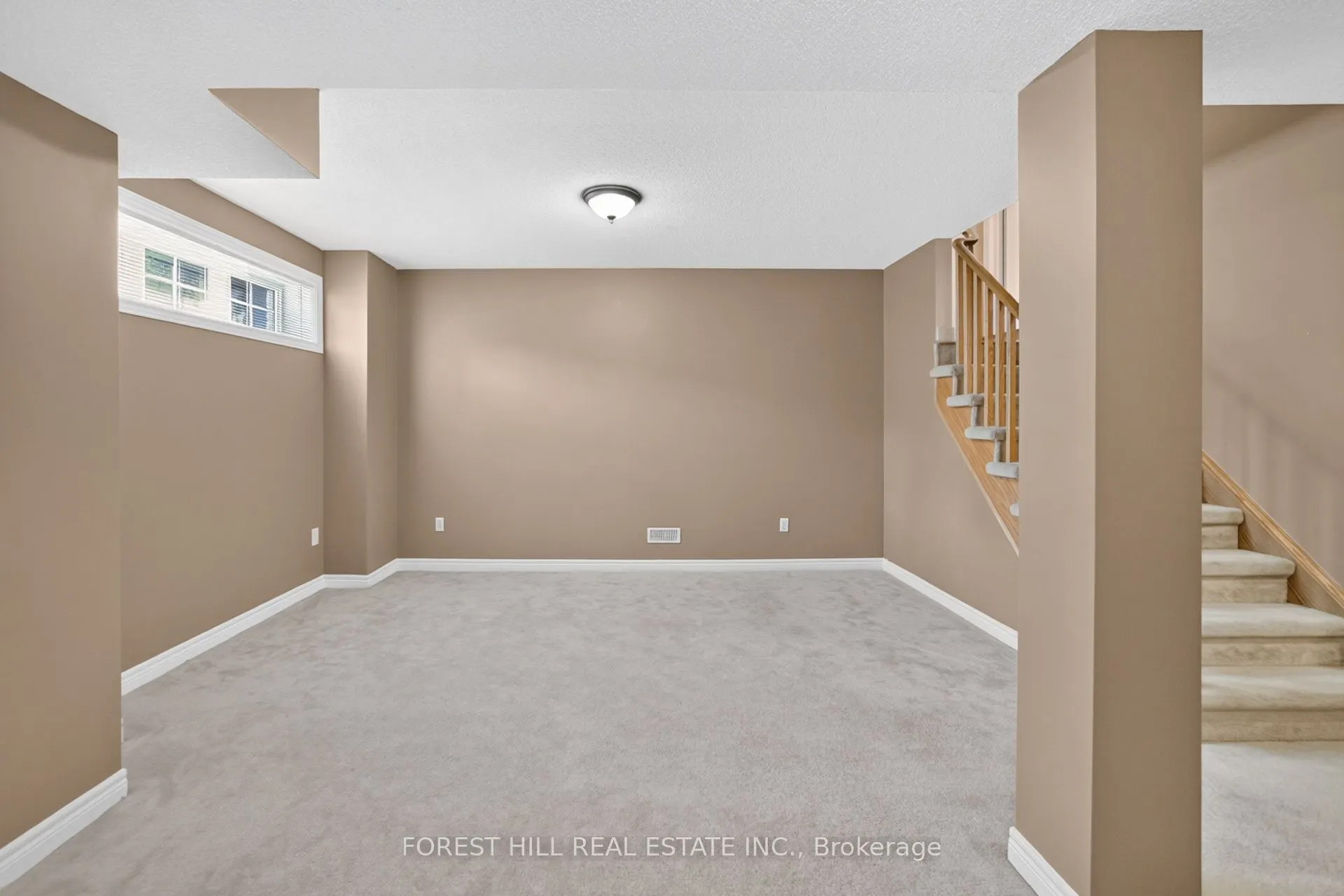 3549 Eglinton Avenue W