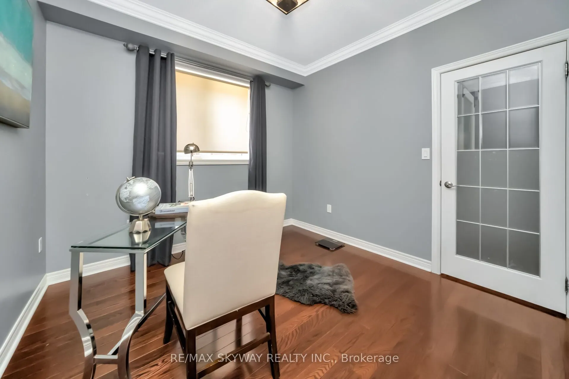 51 Learmont Avenue