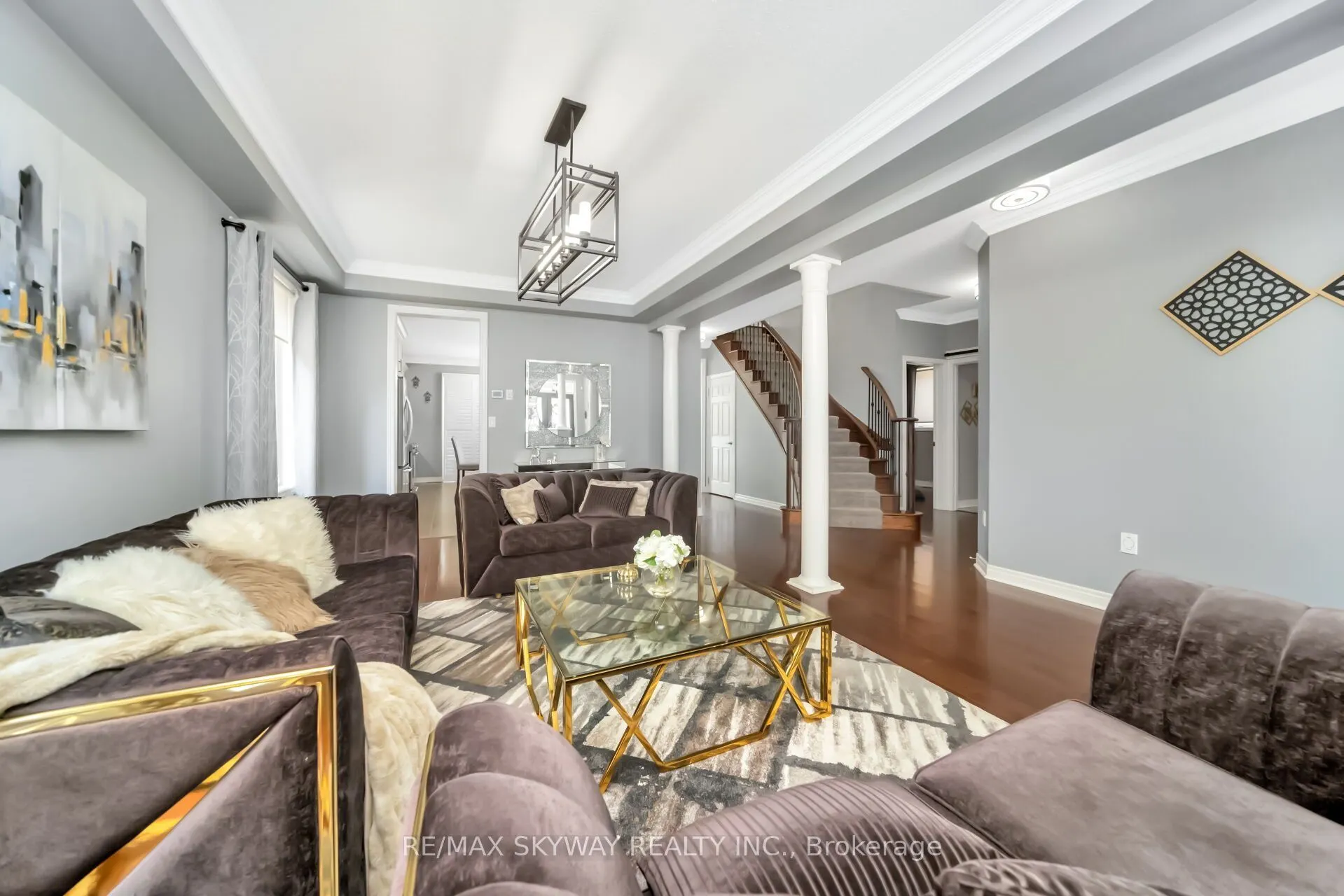 51 Learmont Avenue
