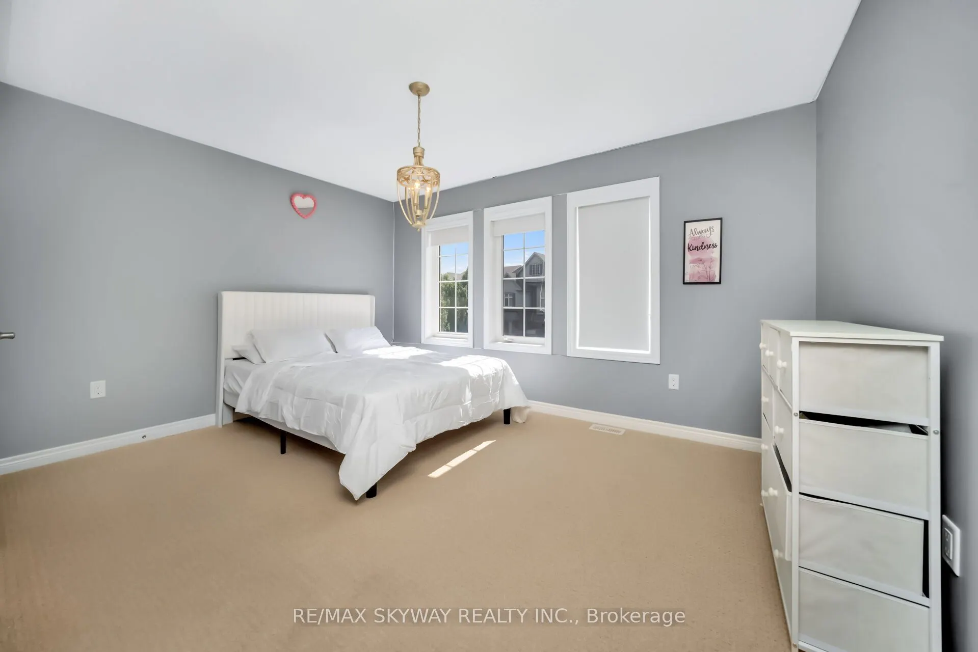 51 Learmont Avenue