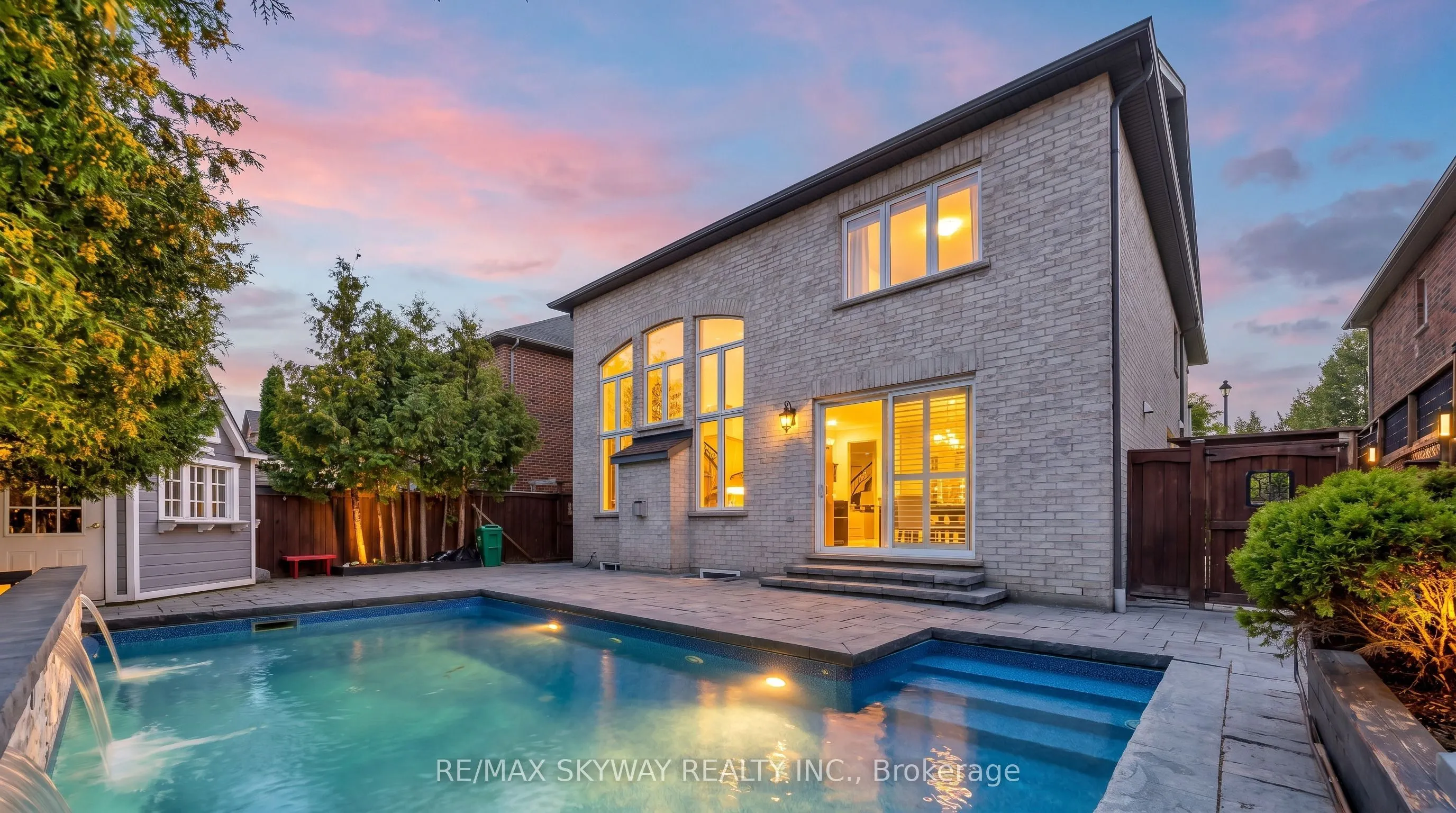 51 Learmont Avenue