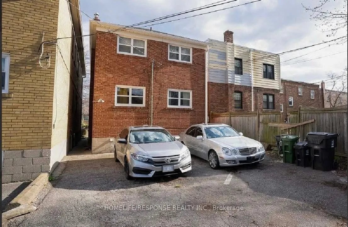 42 EMERALD Crescent #1