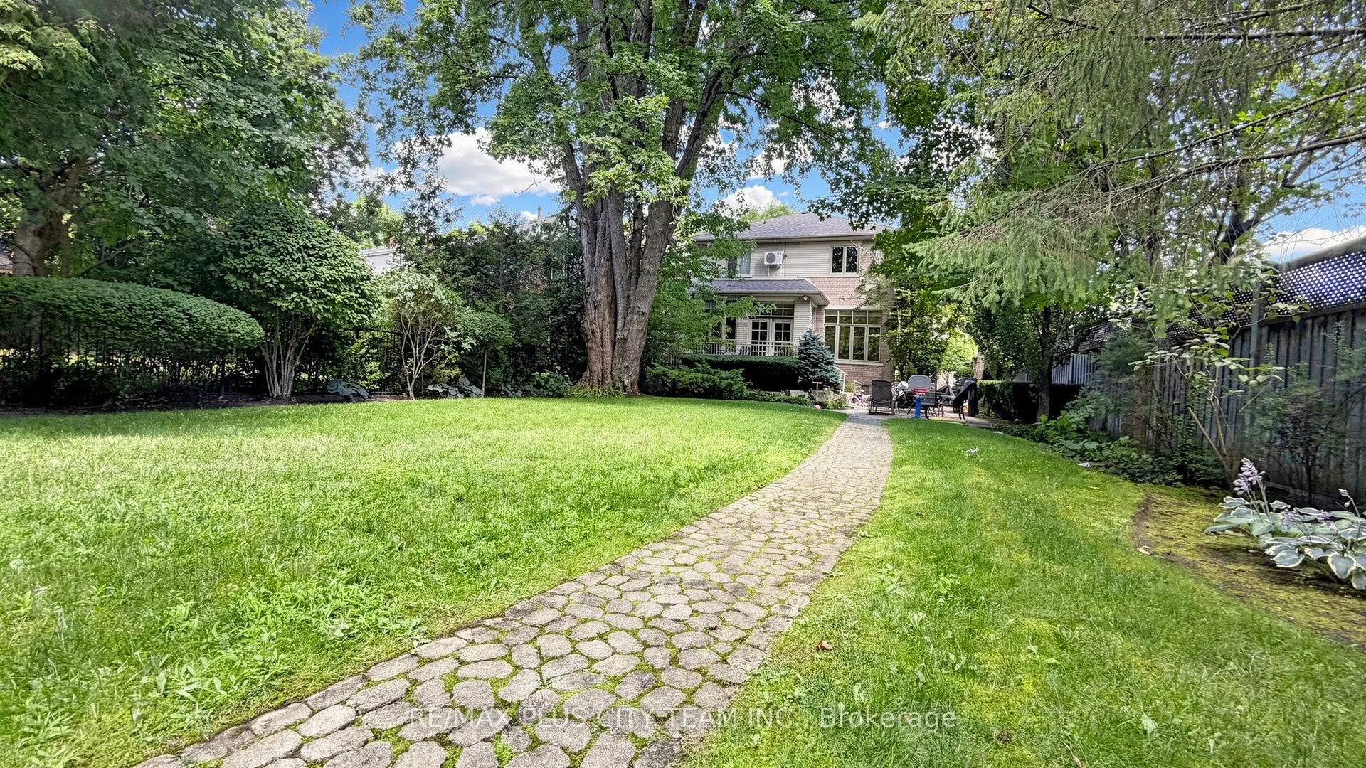 50 Bonnyview Drive