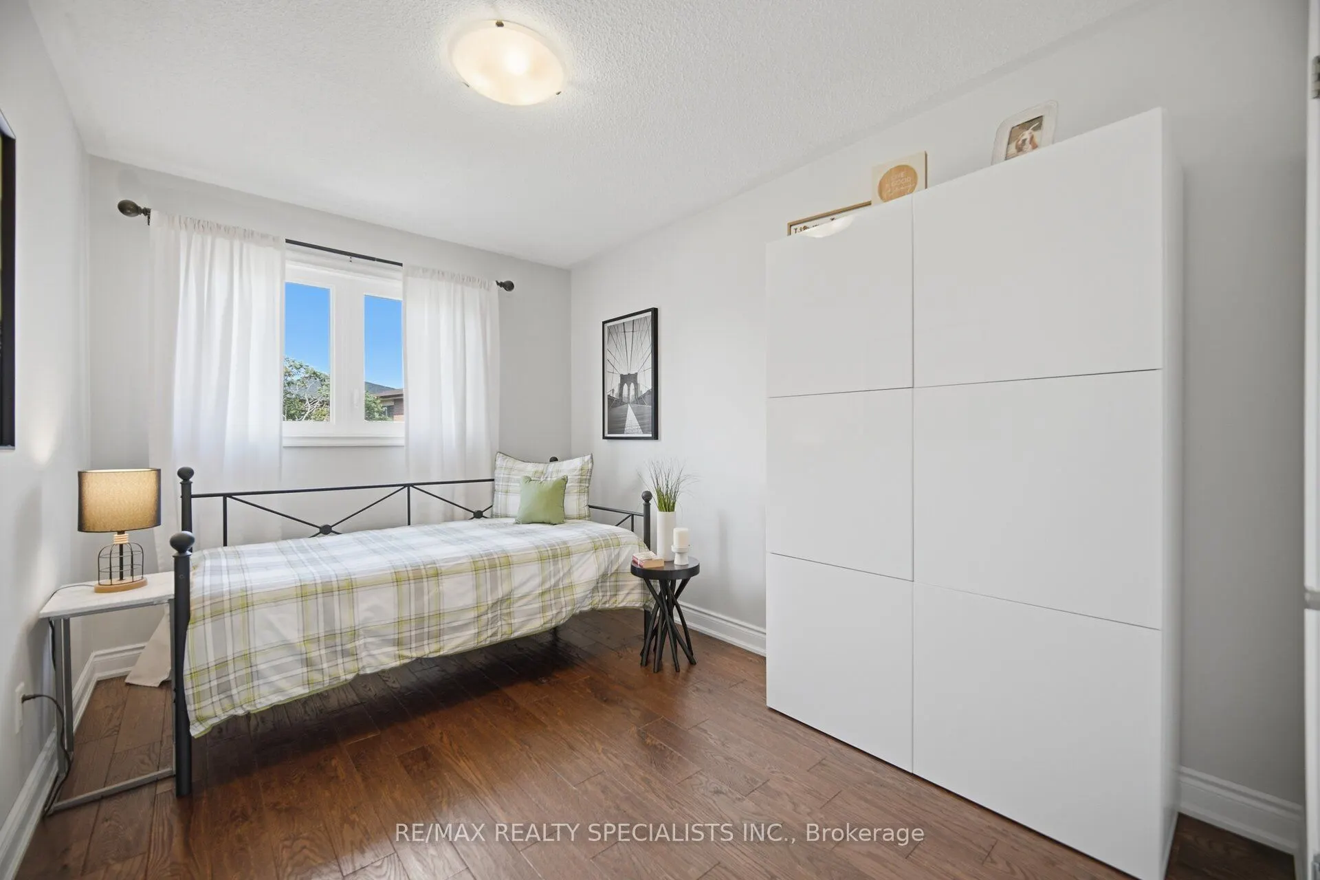 1106 Highgate Place