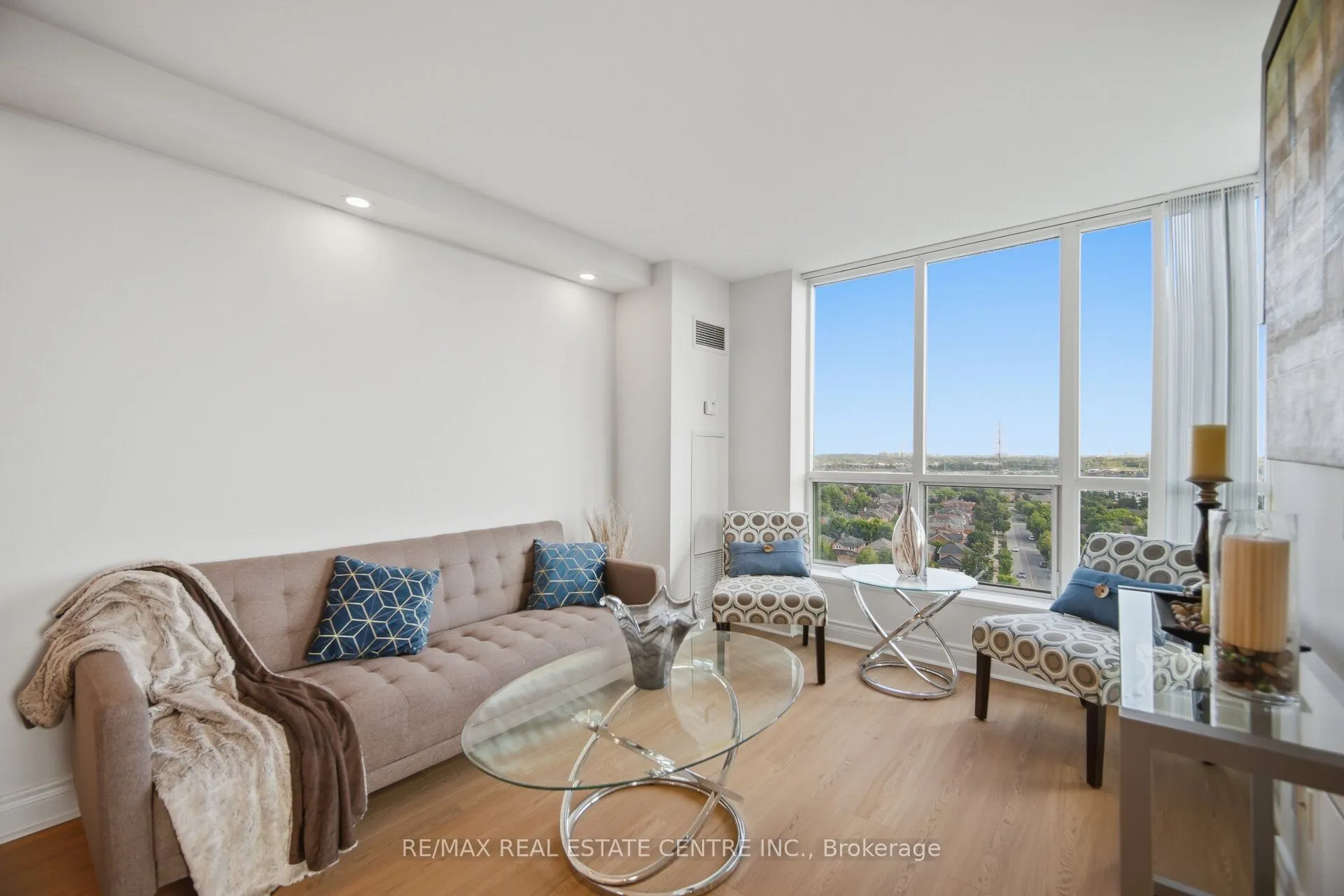 4879 Kimbermount Avenue #1509