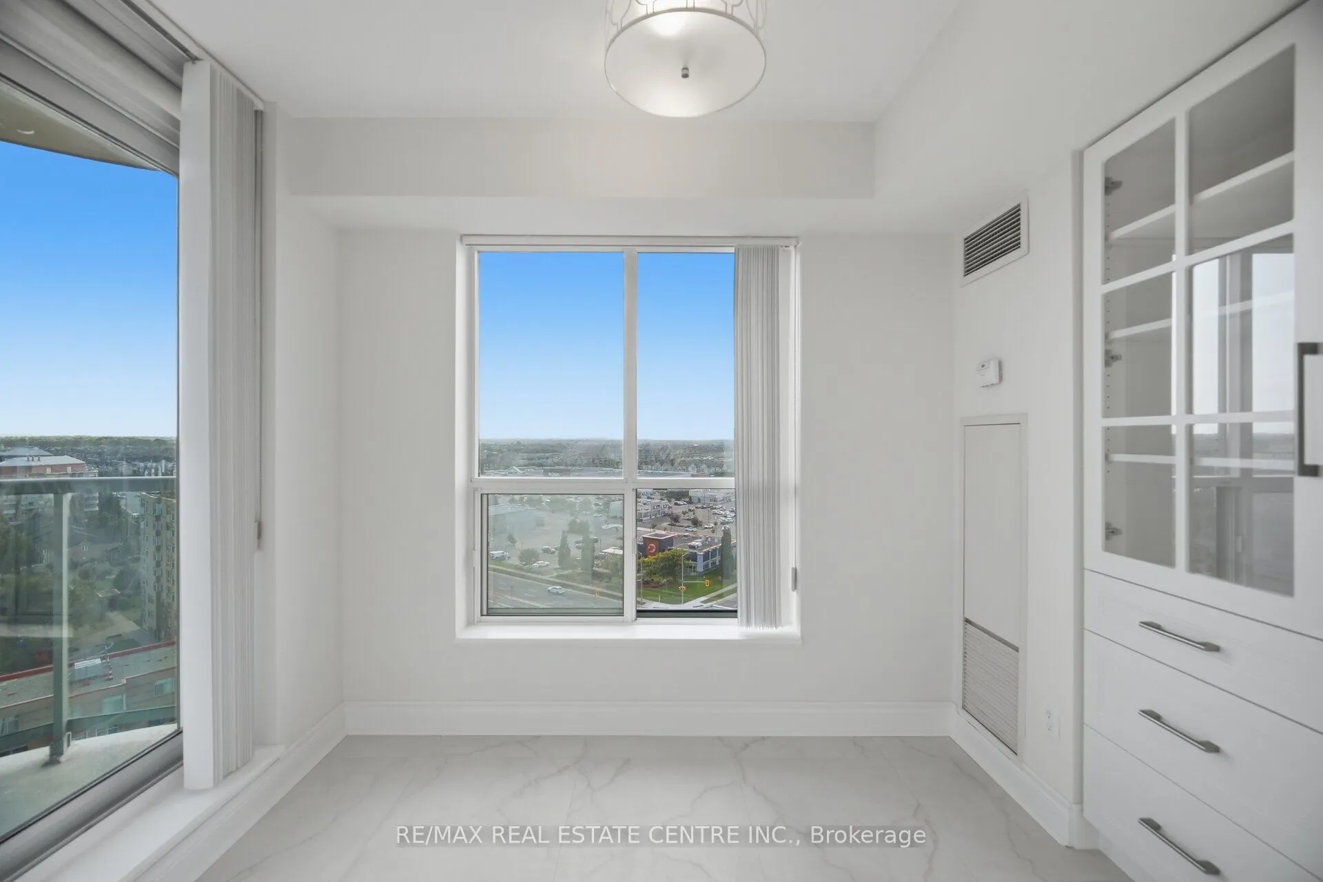 4879 Kimbermount Avenue #1509