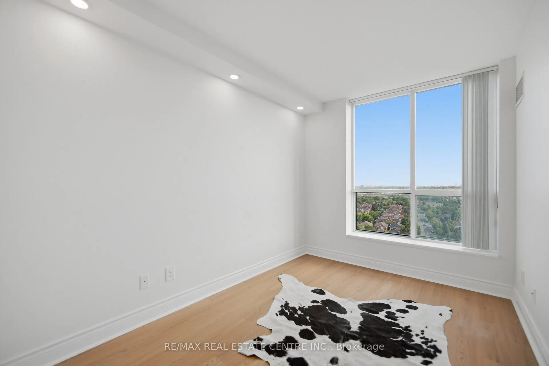 4879 Kimbermount Avenue #1509