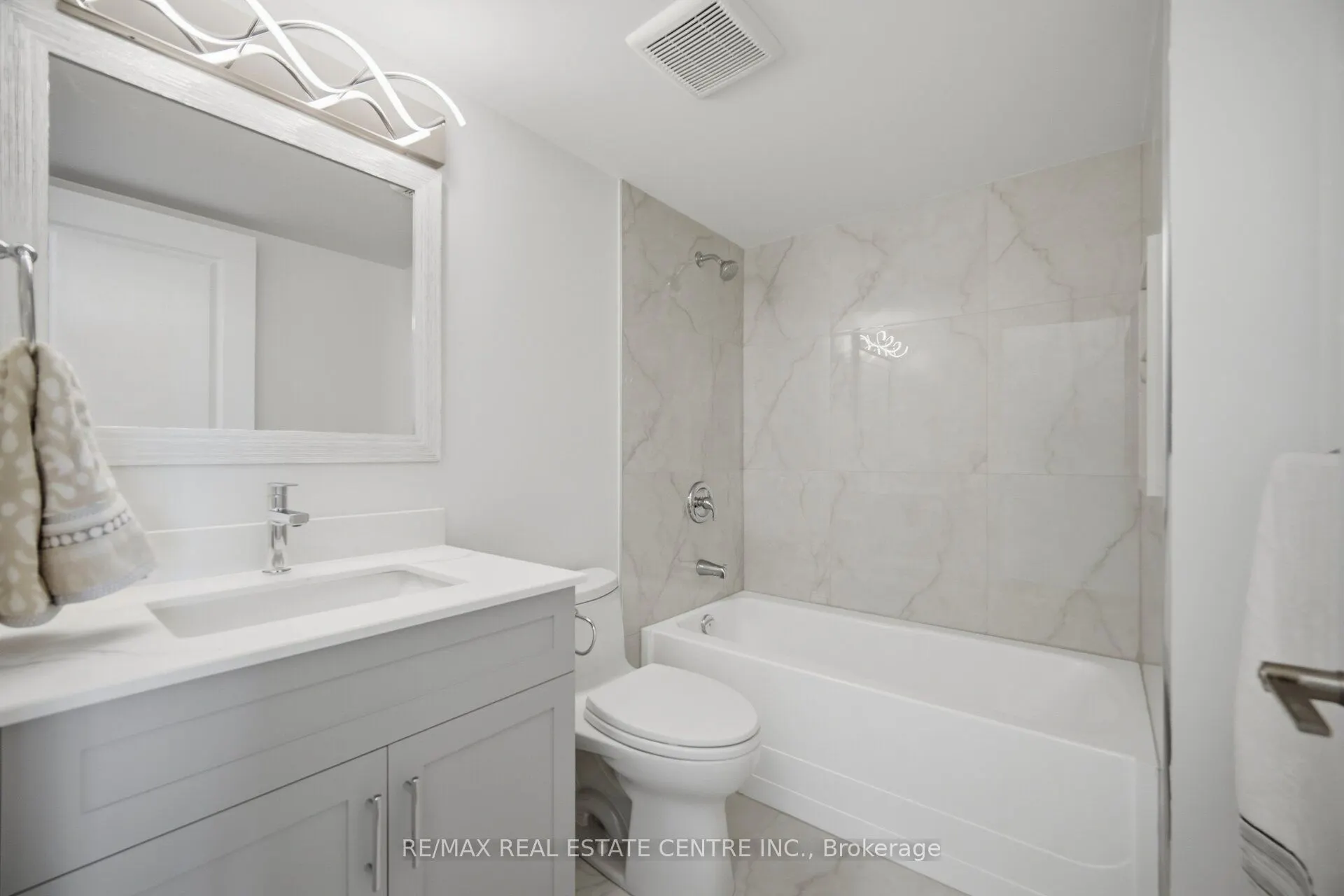 4879 Kimbermount Avenue #1509