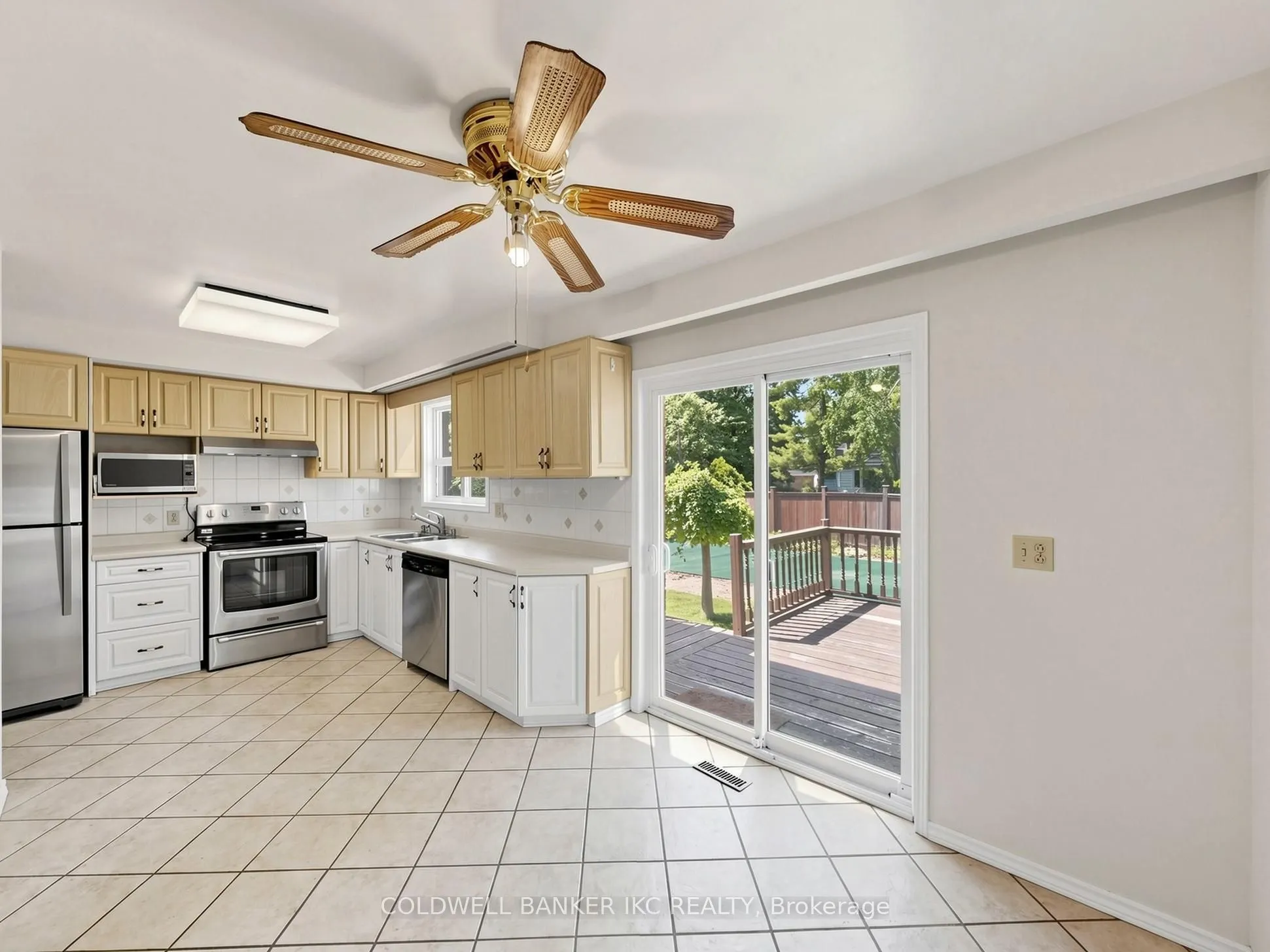 2220 Springfield Court