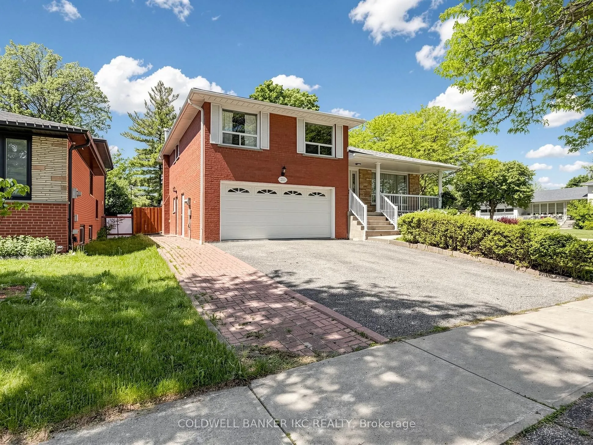2220 Springfield Court
