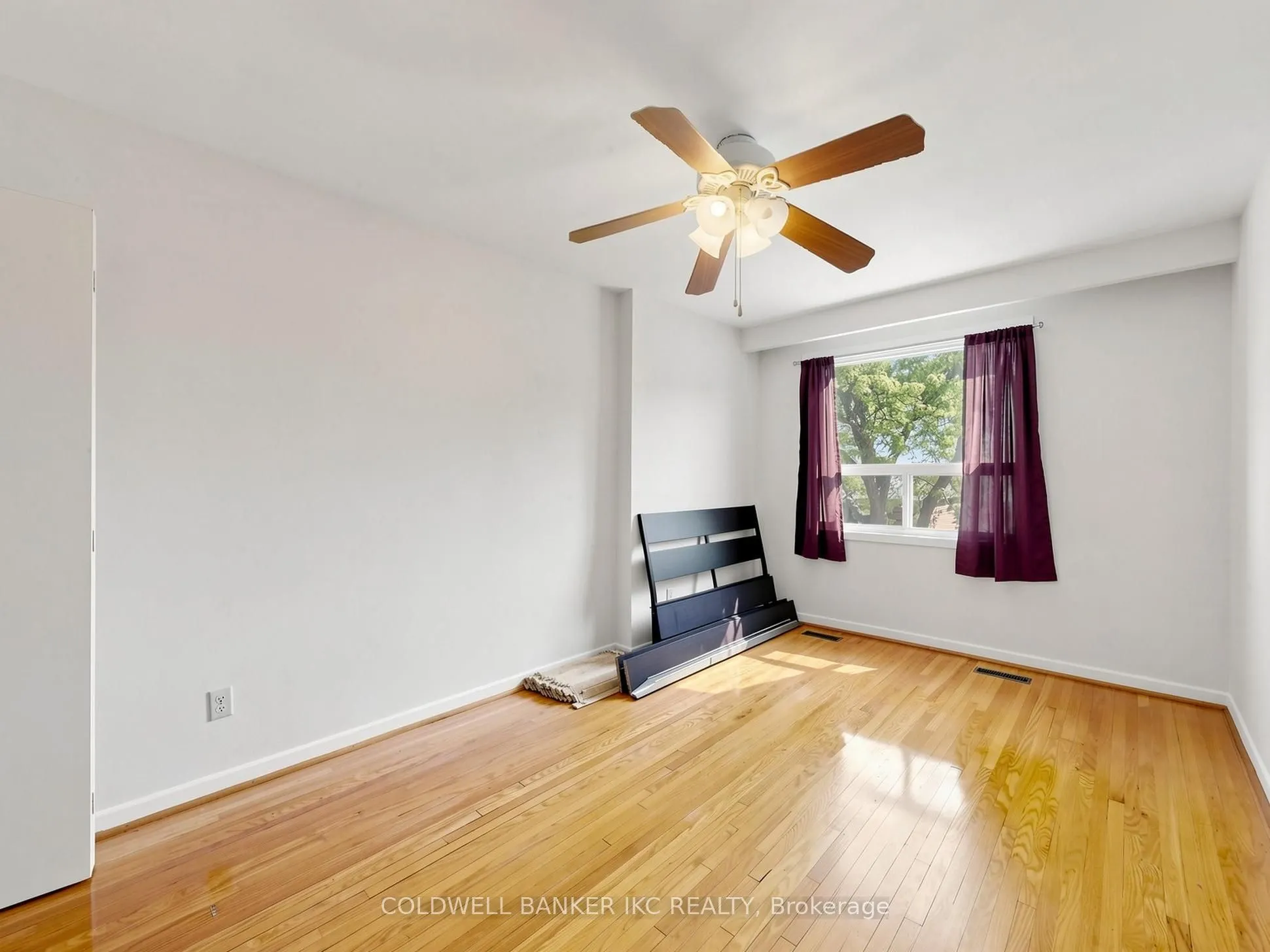 2220 Springfield Court